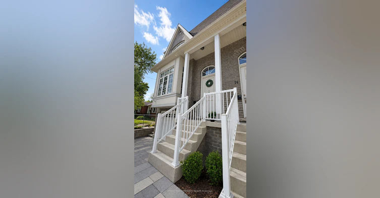 76 Church Street S, Richmond Hill, ON, L4C 1W3 - 2
