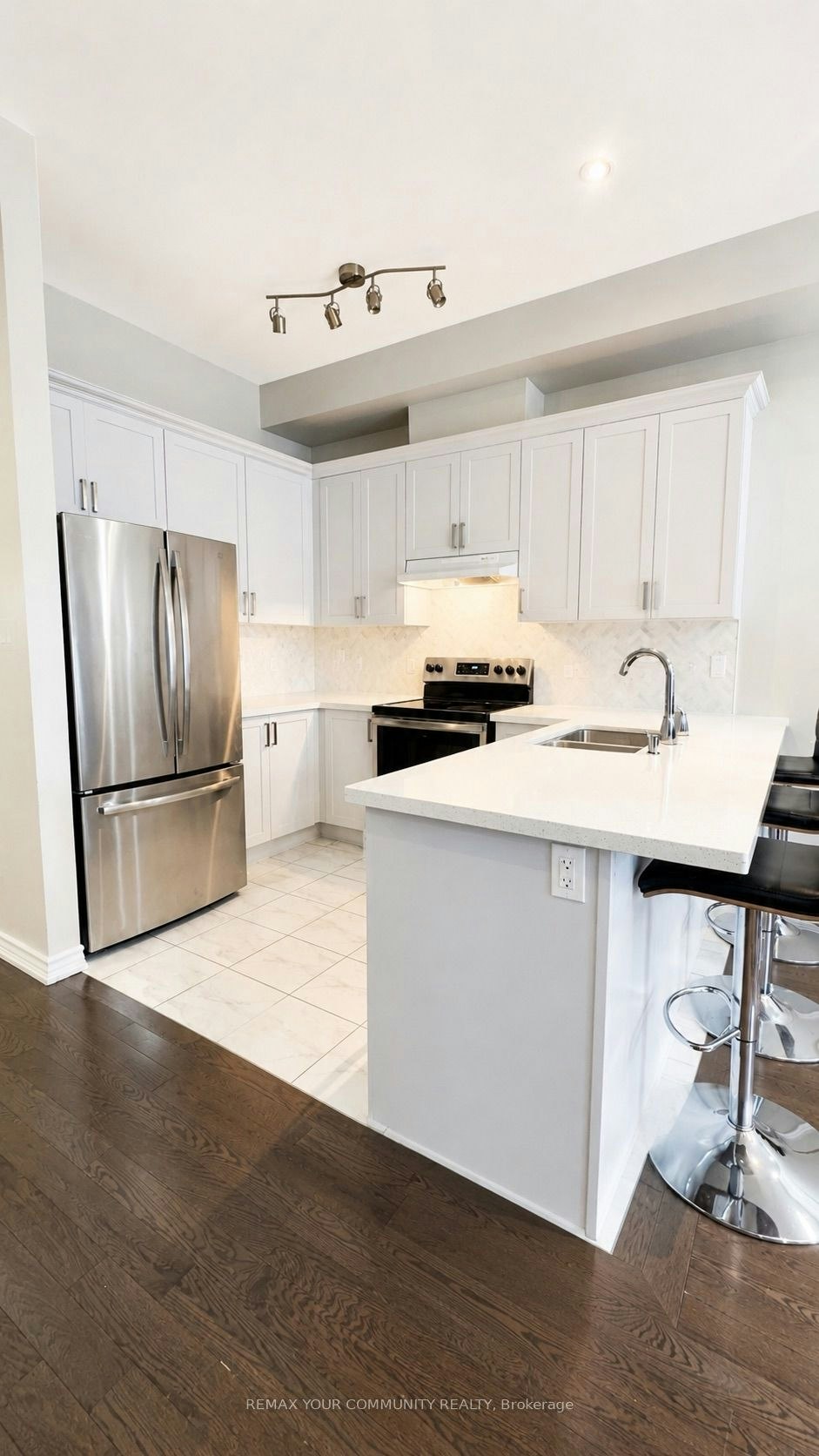 76 Church Street S, Richmond Hill, ON, L4C 1W3 - 6