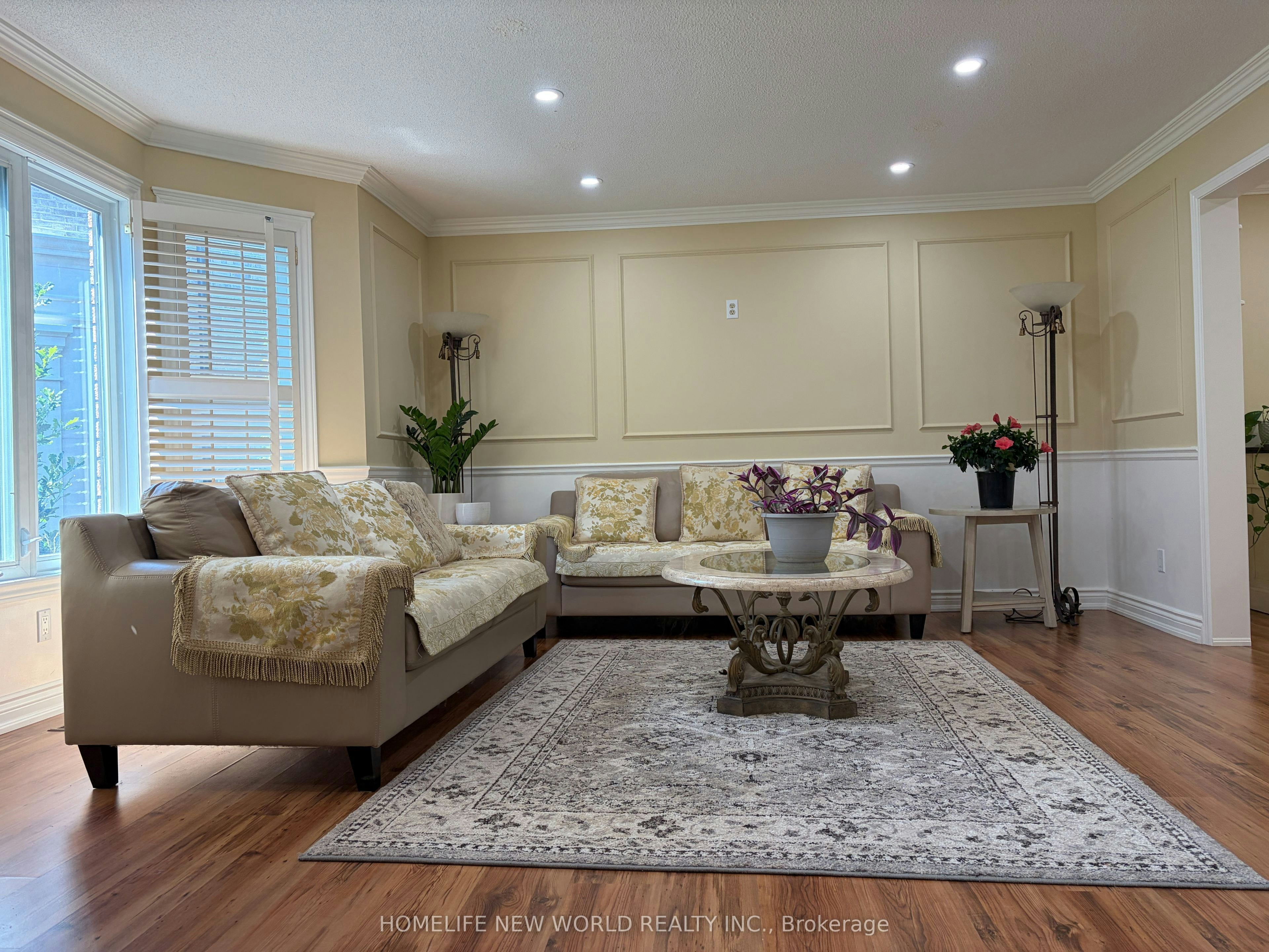 23 Lacey Court, Aurora, ON, L4G 5G3 - 5