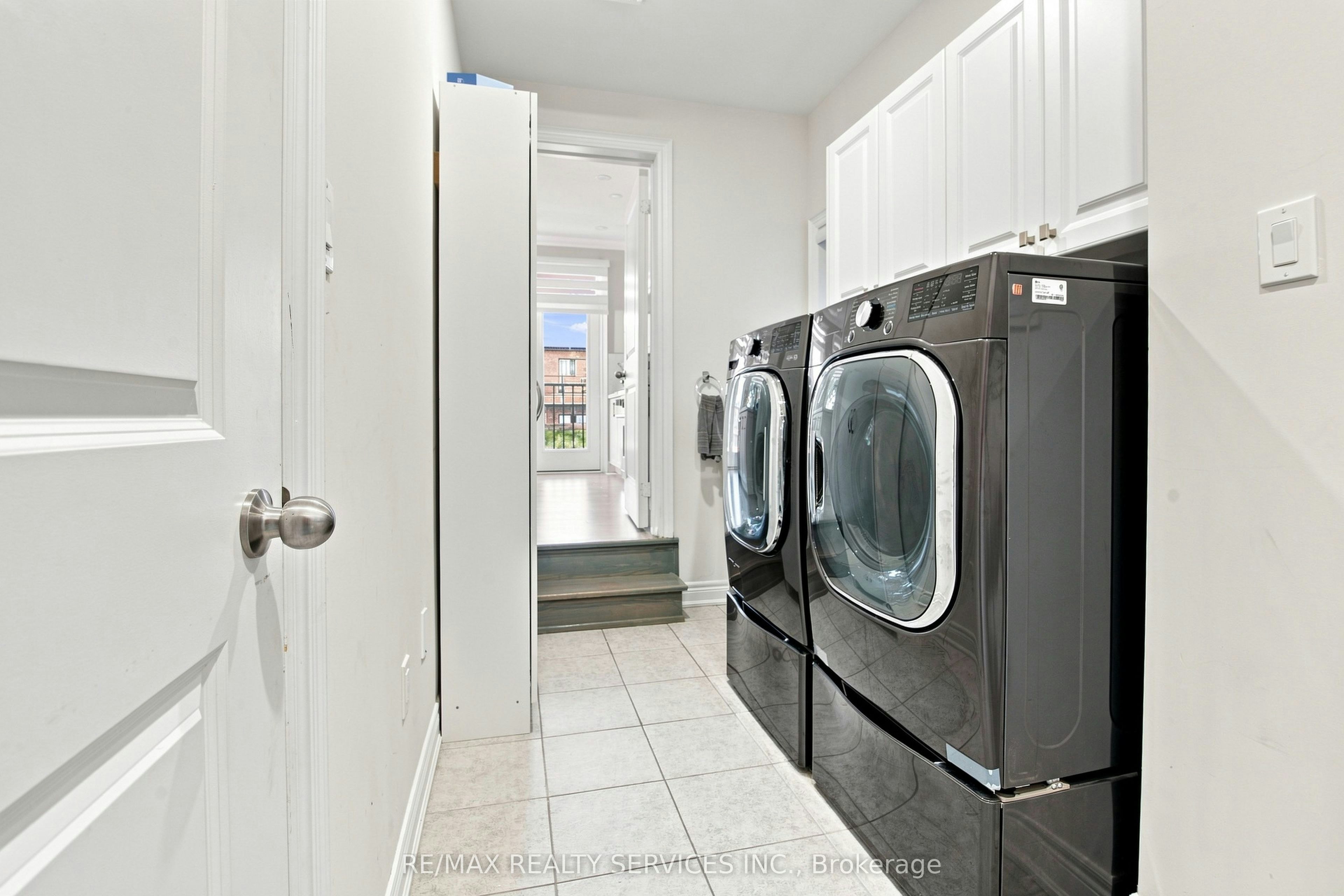 194 Coldwell Bay Circle, Vaughan, ON, L4H 5E9 - 20