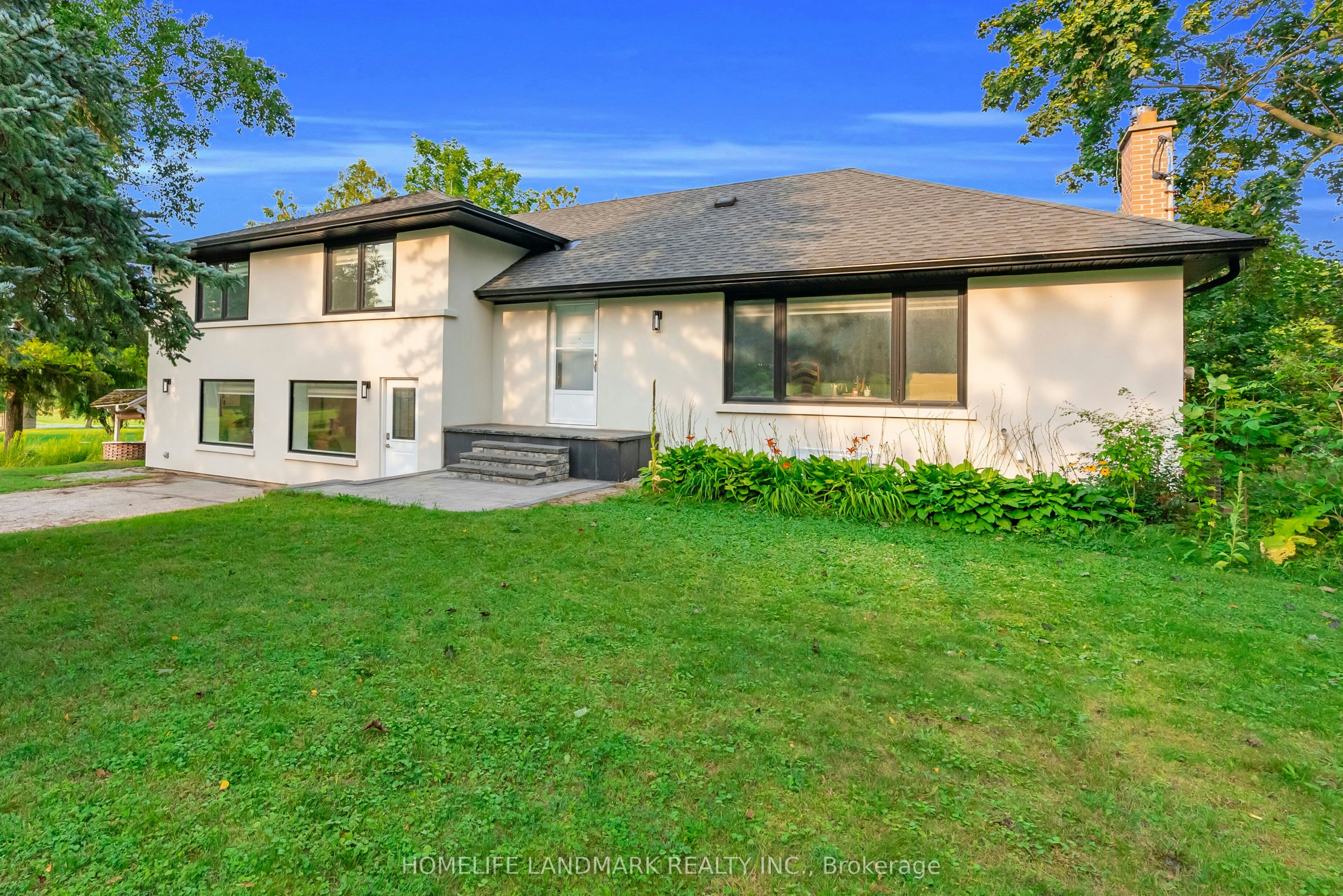 11821 Woodbine Avenue, Whitchurch-Stouffville, ON, L0H 1G0
