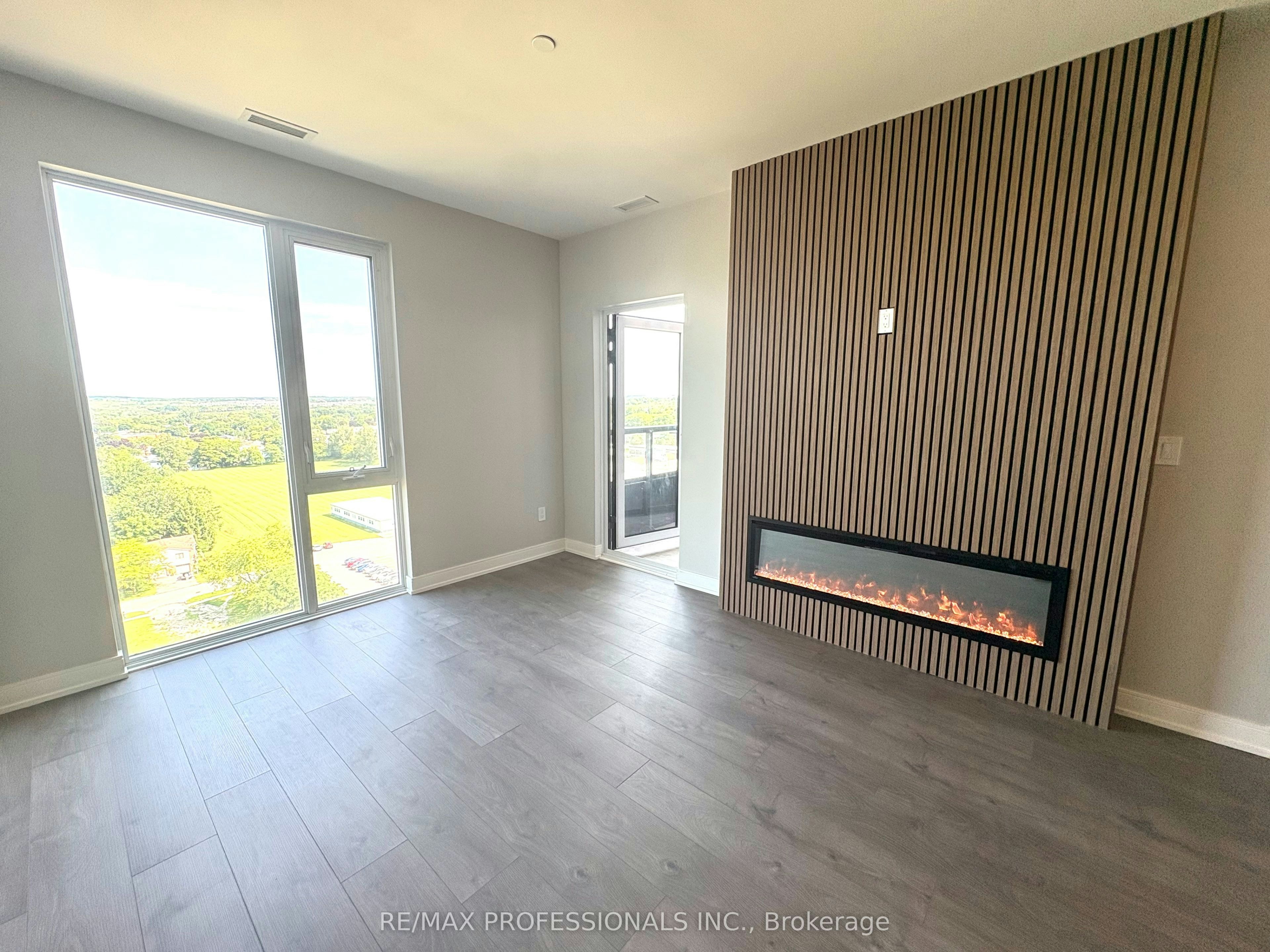 B1402-693 Davis Road, Newmarket, ON, L3Y 2R2 - 11