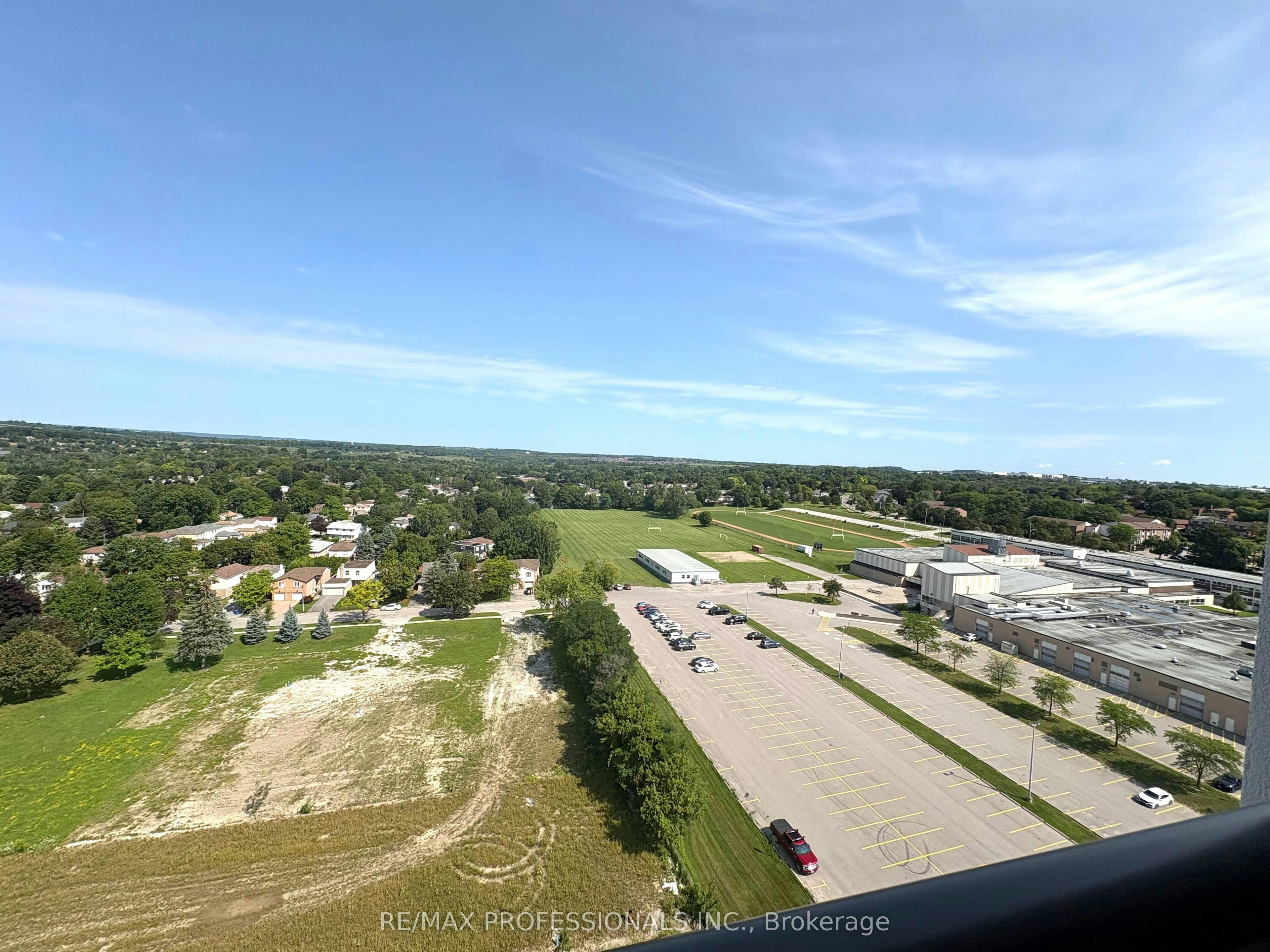 B1402-693 Davis Road, Newmarket, ON, L3Y 2R2 - 16