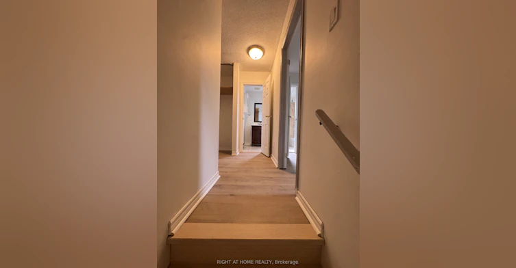 18 Annamaria Drive, Georgina, ON, L4P 3H6 - 8