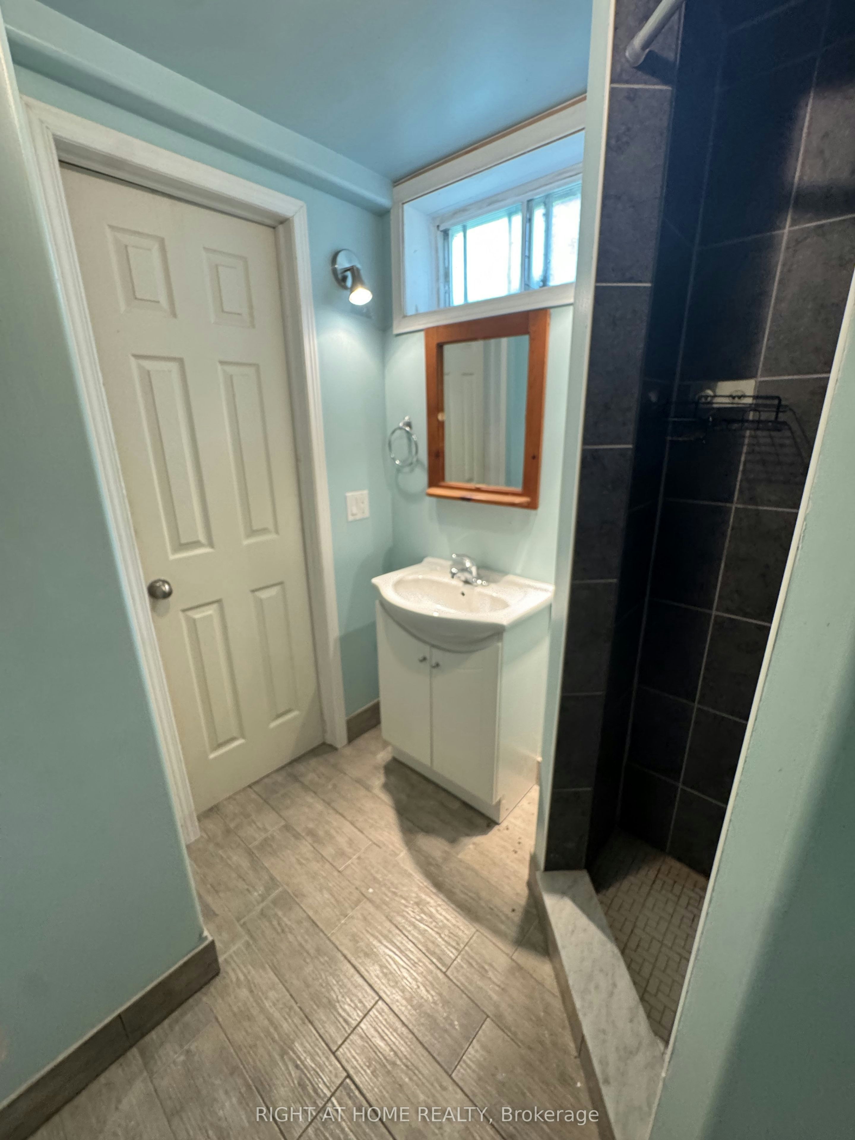 18 Annamaria Drive, Georgina, ON, L4P 3H6 - 24