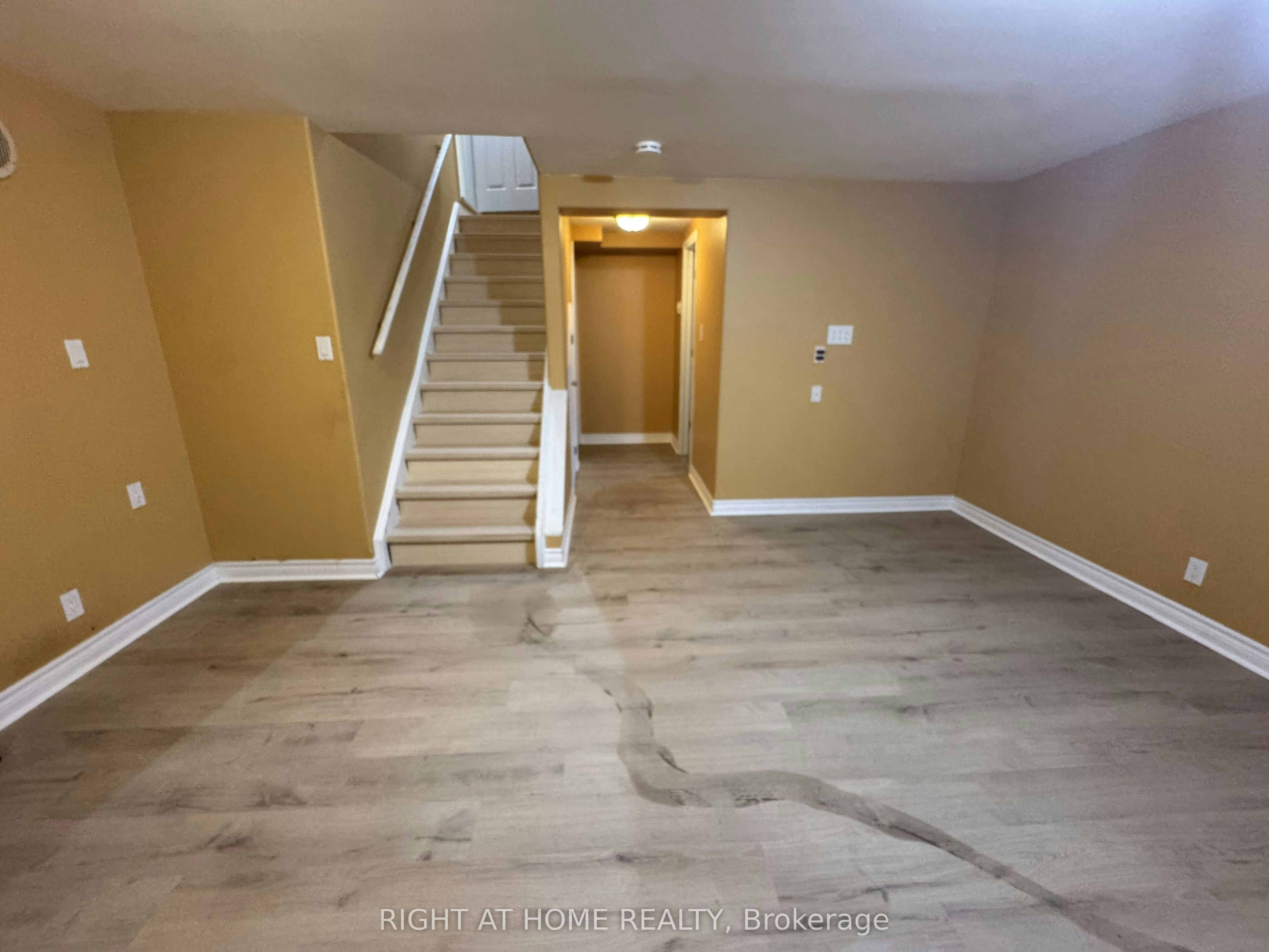18 Annamaria Drive, Georgina, ON, L4P 3H6 - 22