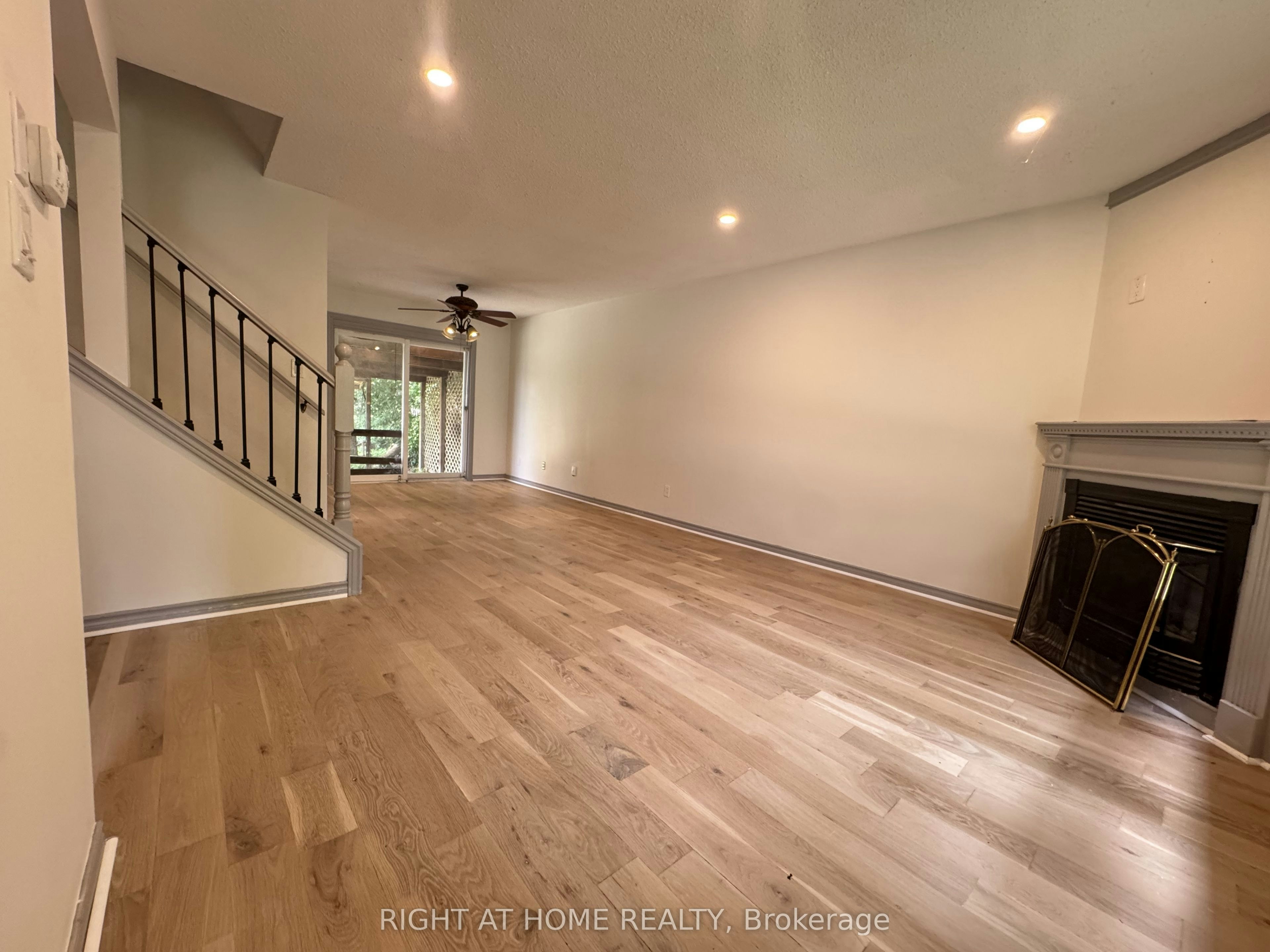 18 Annamaria Drive, Georgina, ON, L4P 3H6 - 4