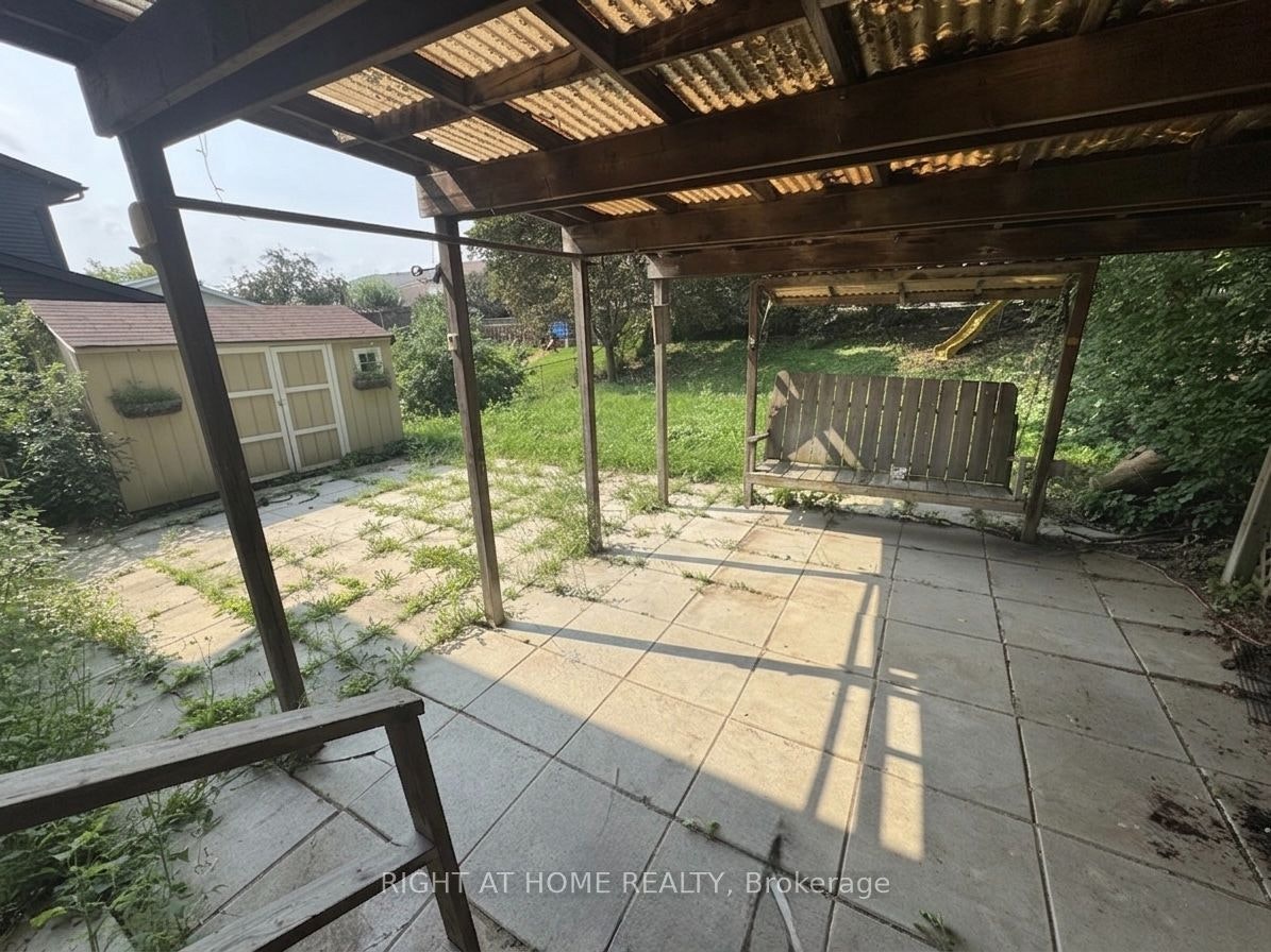 18 Annamaria Drive, Georgina, ON, L4P 3H6 - 36