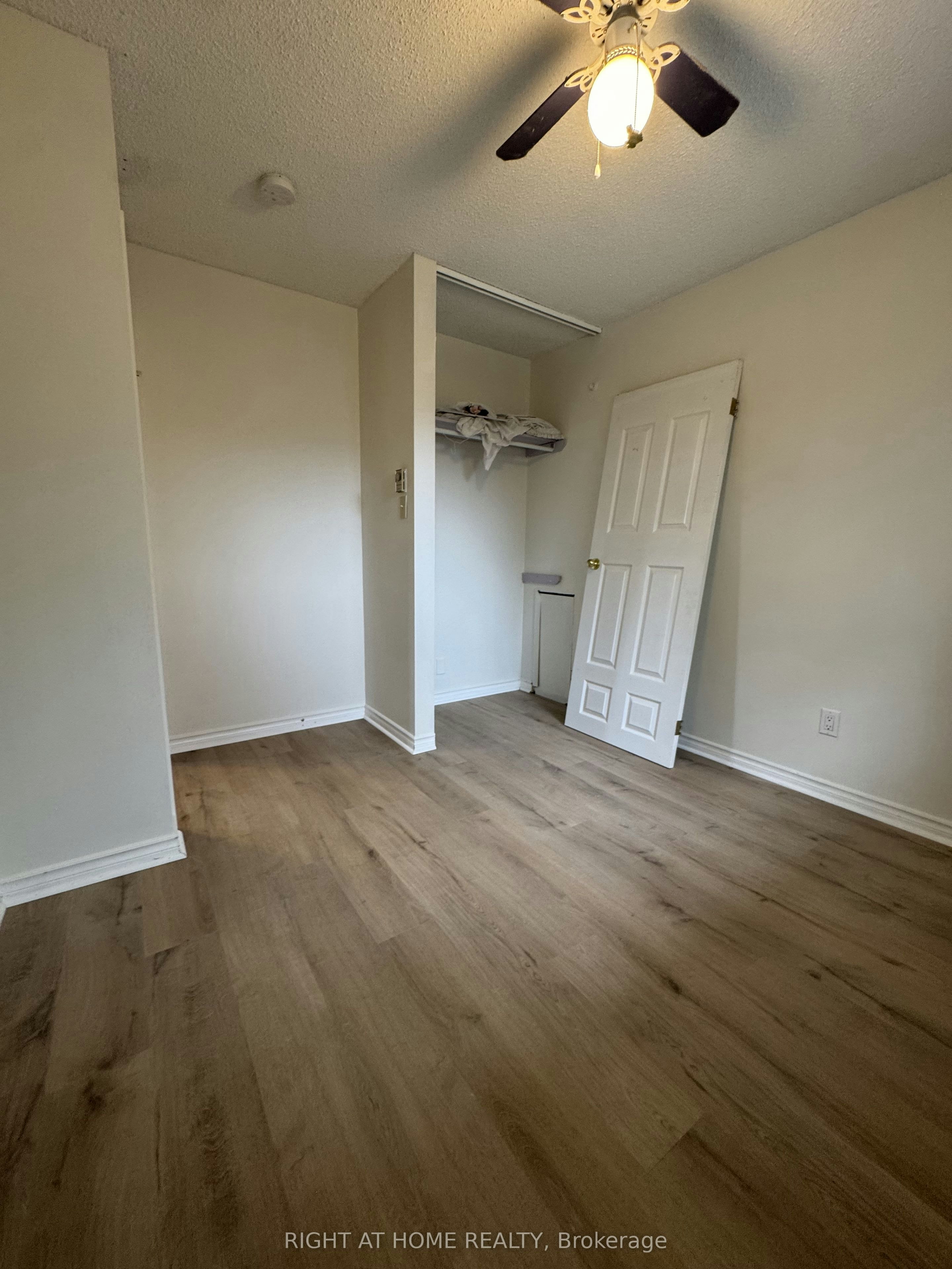 18 Annamaria Drive, Georgina, ON, L4P 3H6 - 17
