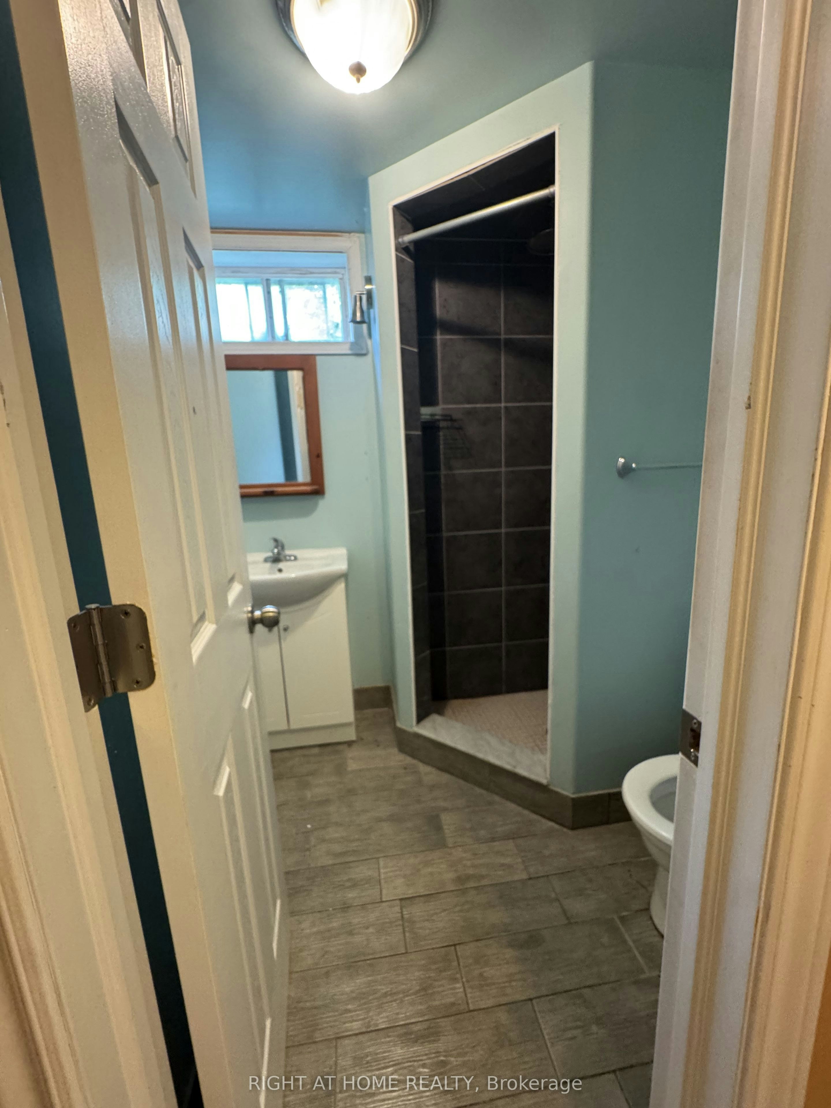 18 Annamaria Drive, Georgina, ON, L4P 3H6 - 23