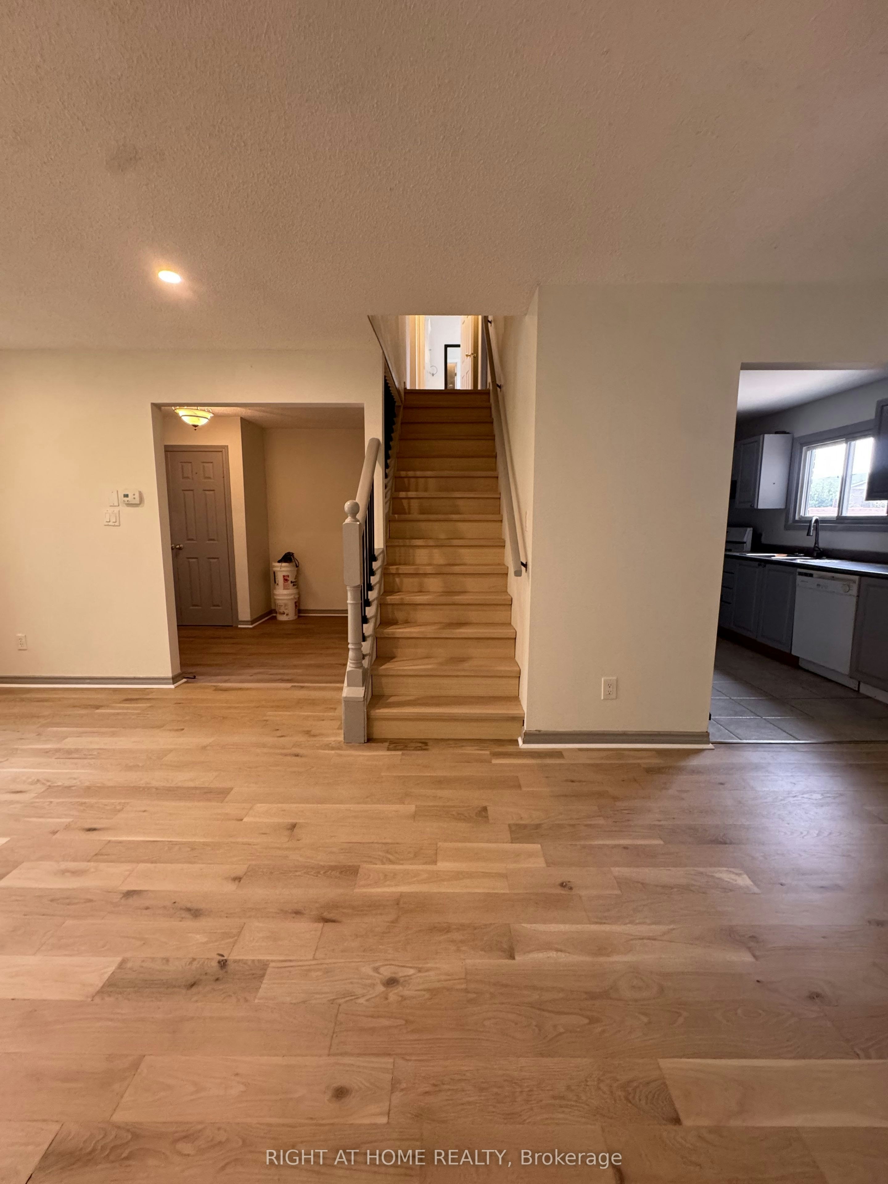 18 Annamaria Drive, Georgina, ON, L4P 3H6 - 7