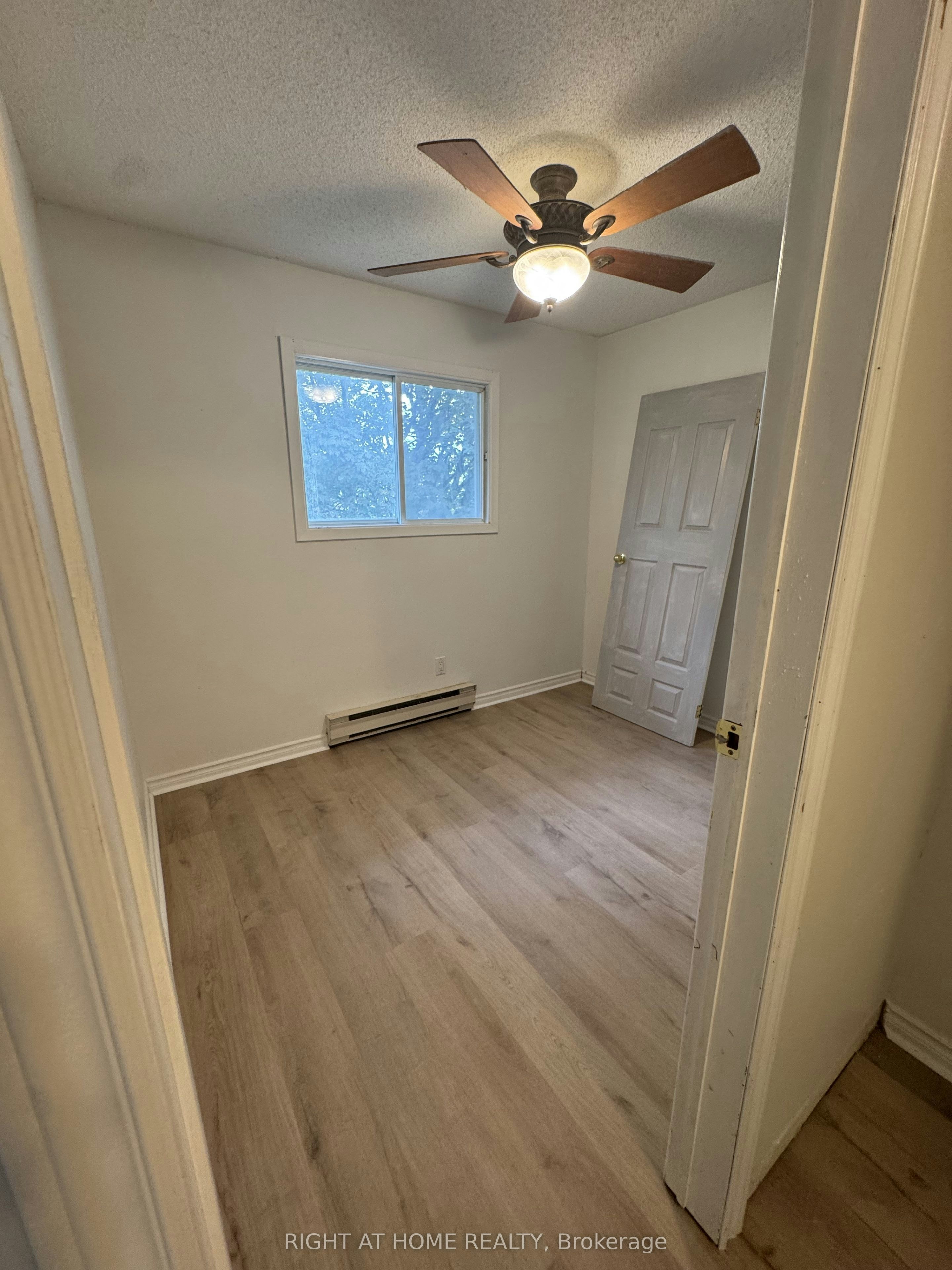 18 Annamaria Drive, Georgina, ON, L4P 3H6 - 13