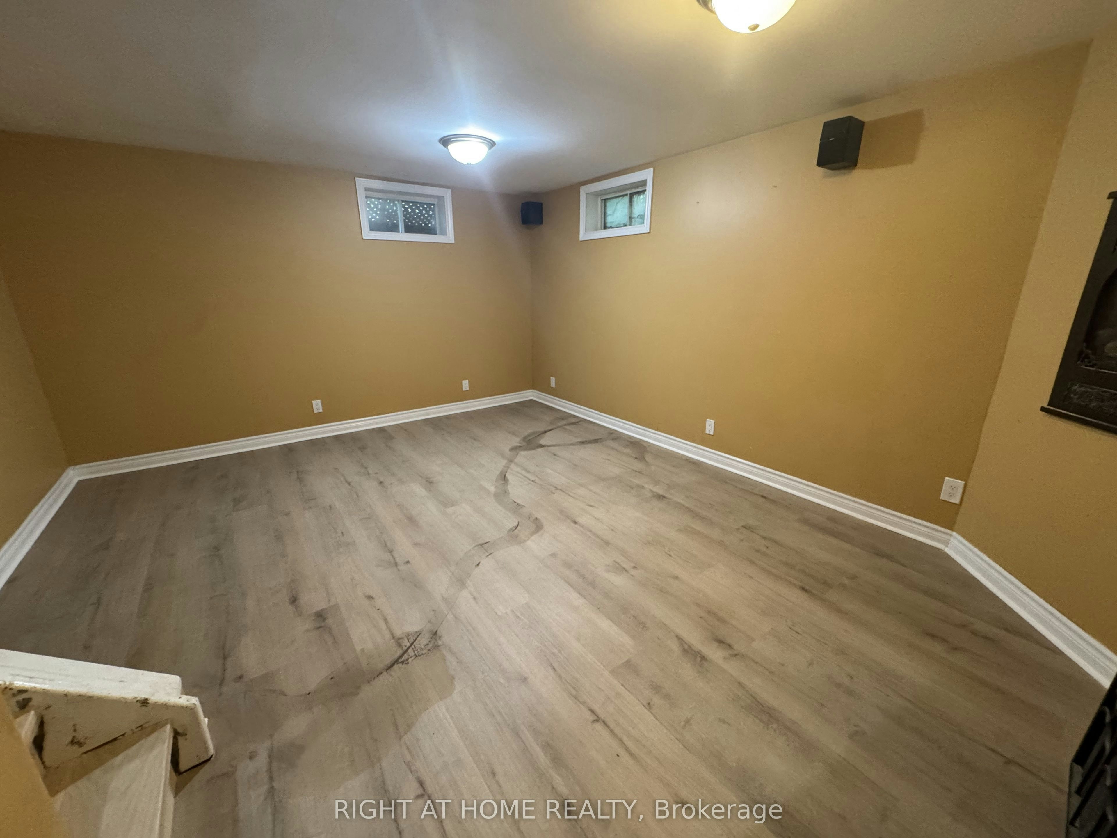 18 Annamaria Drive, Georgina, ON, L4P 3H6 - 20