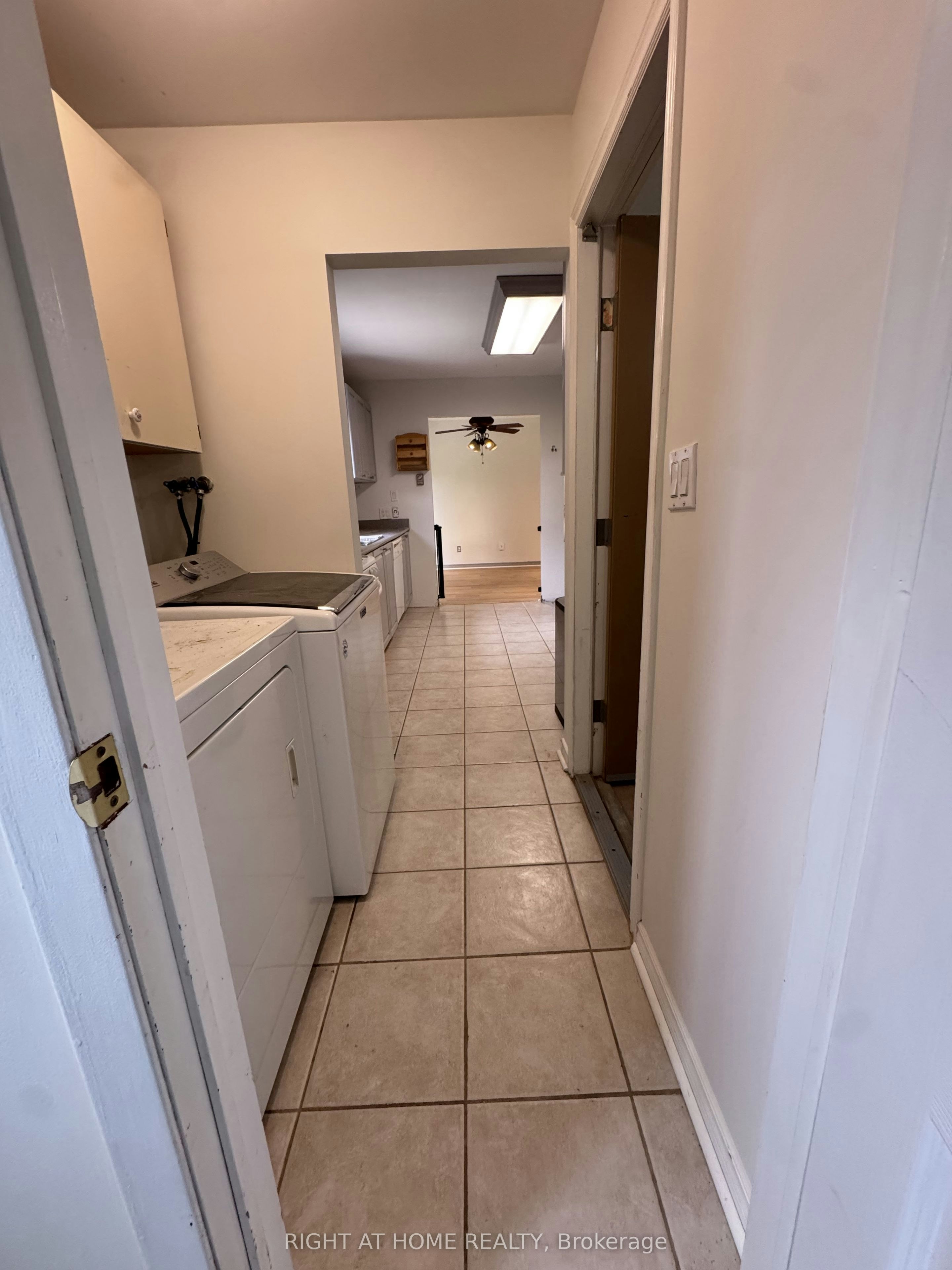 18 Annamaria Drive, Georgina, ON, L4P 3H6 - 35