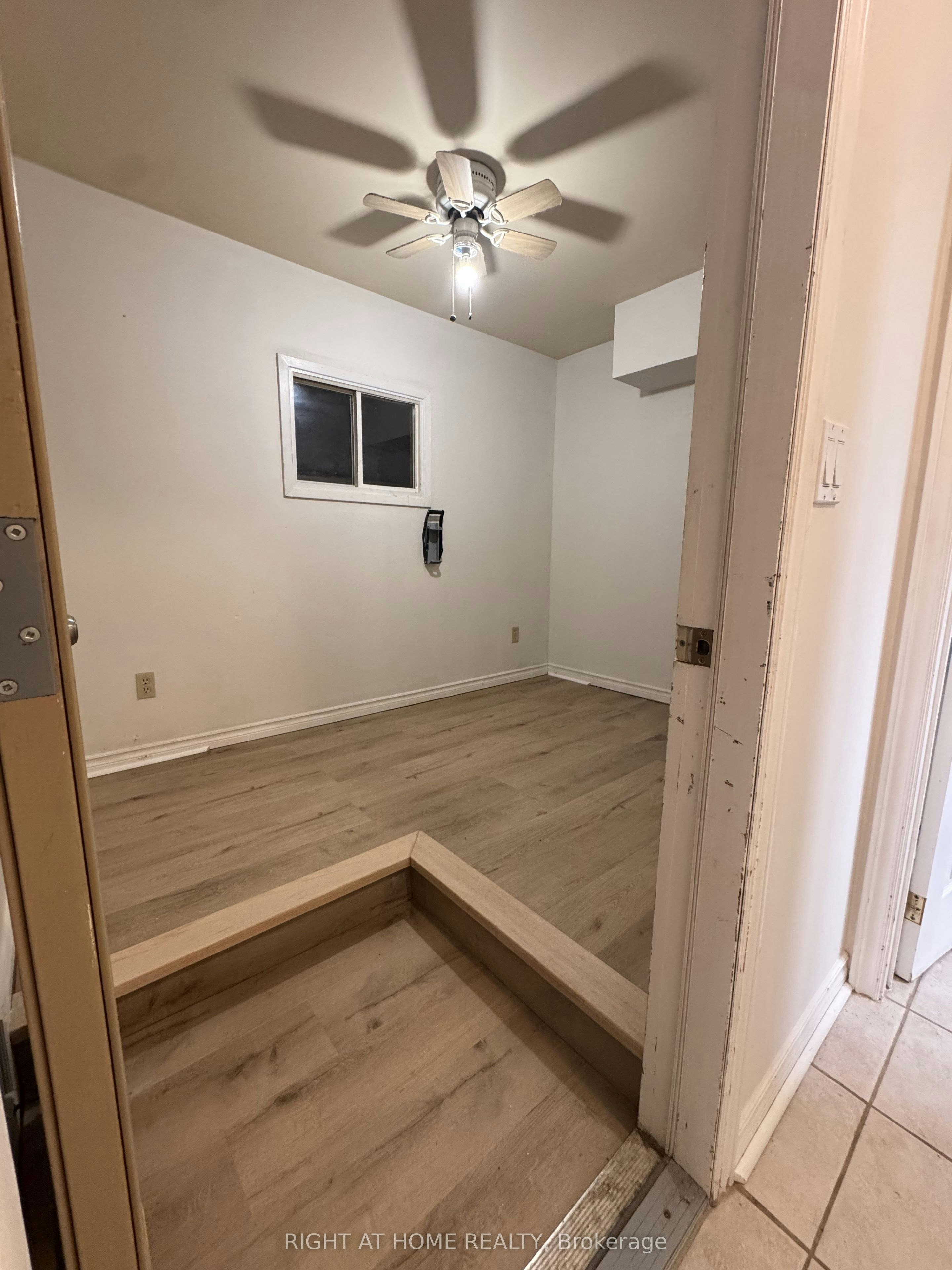 18 Annamaria Drive, Georgina, ON, L4P 3H6 - 37
