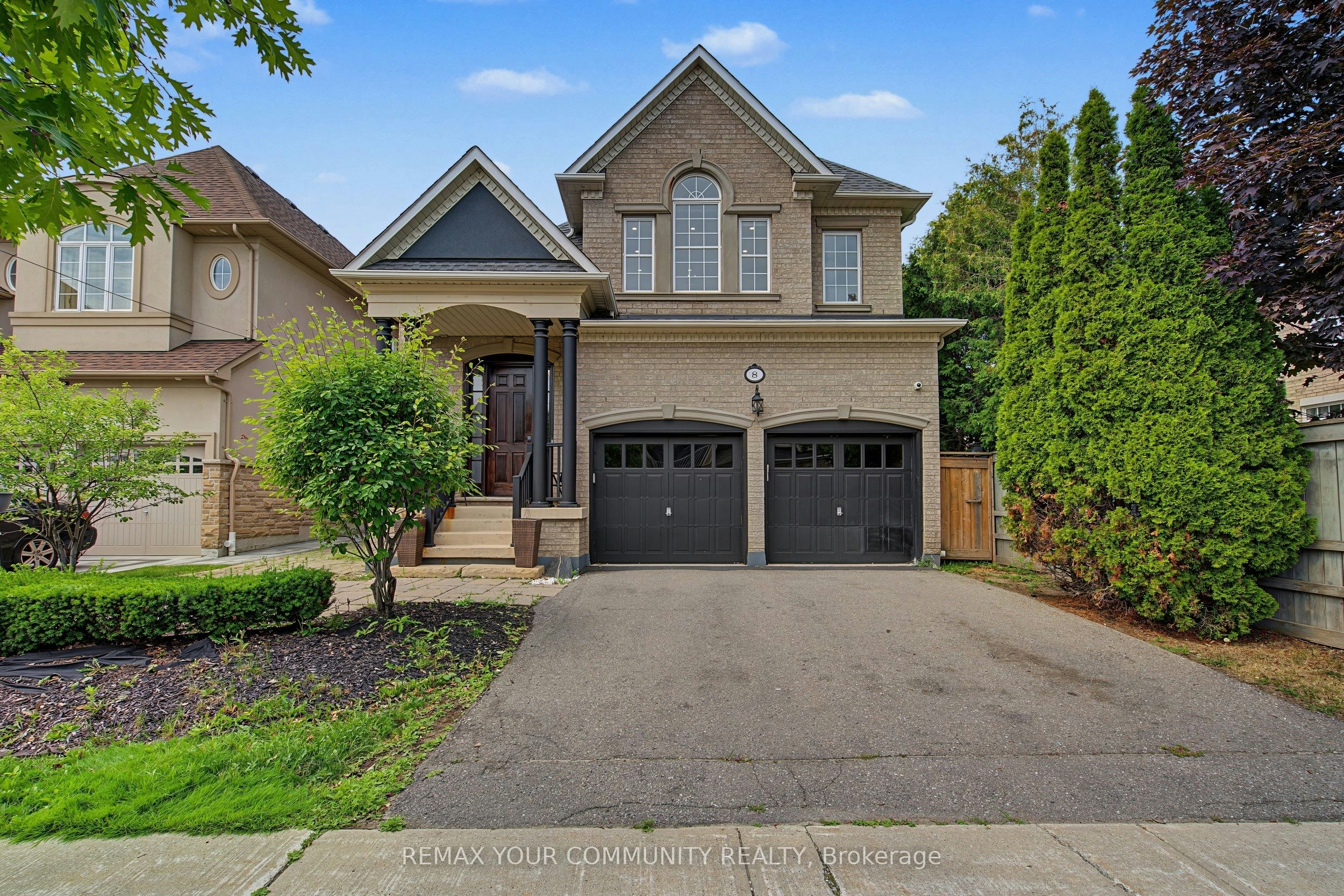 8 Yemina Gate, Vaughan, ON, L6A 0G9