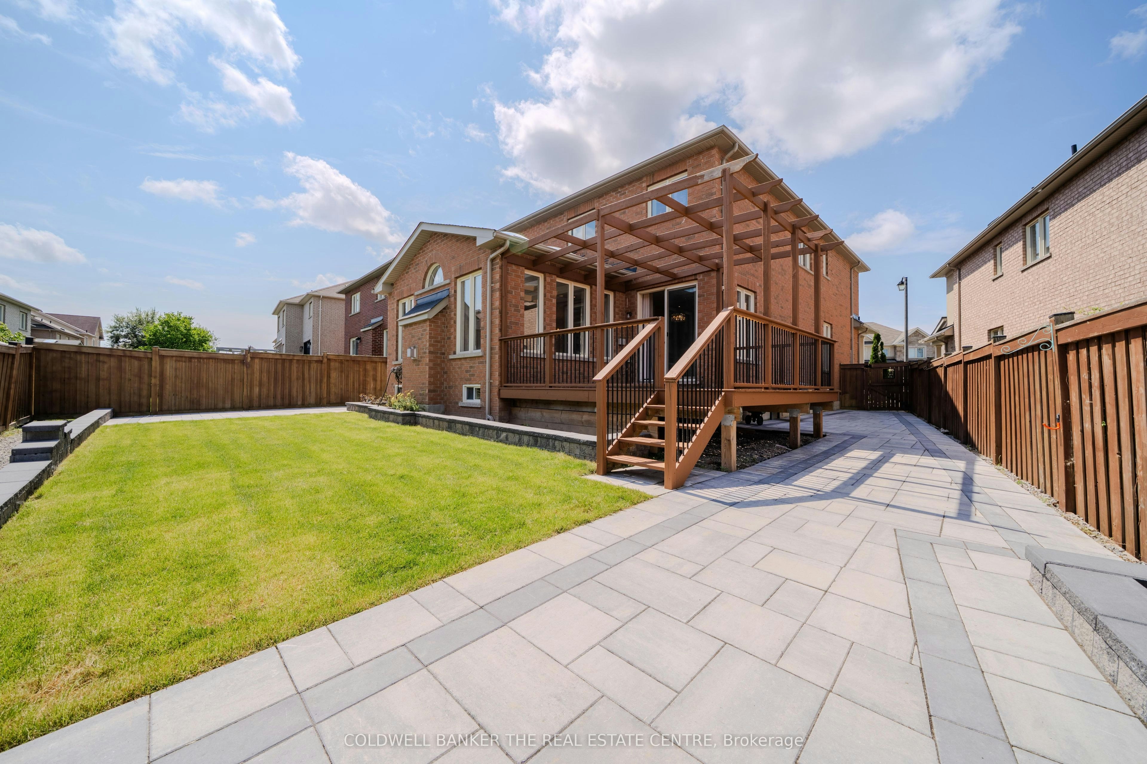 15 Military Court, Richmond Hill, ON, L4E 0M3 - 46