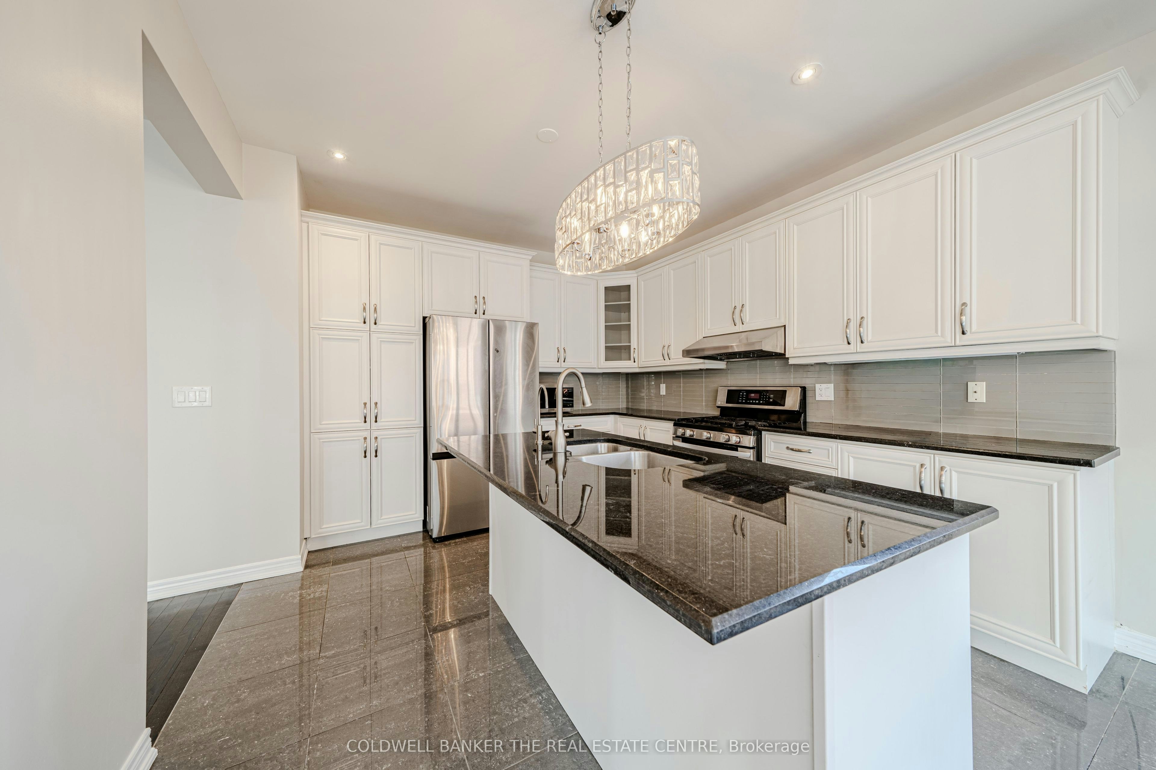15 Military Court, Richmond Hill, ON, L4E 0M3 - 27