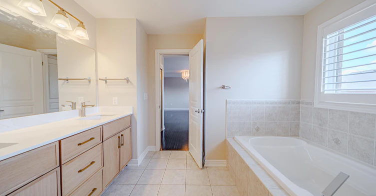 15 Military Court, Richmond Hill, ON, L4E 0M3 - 34