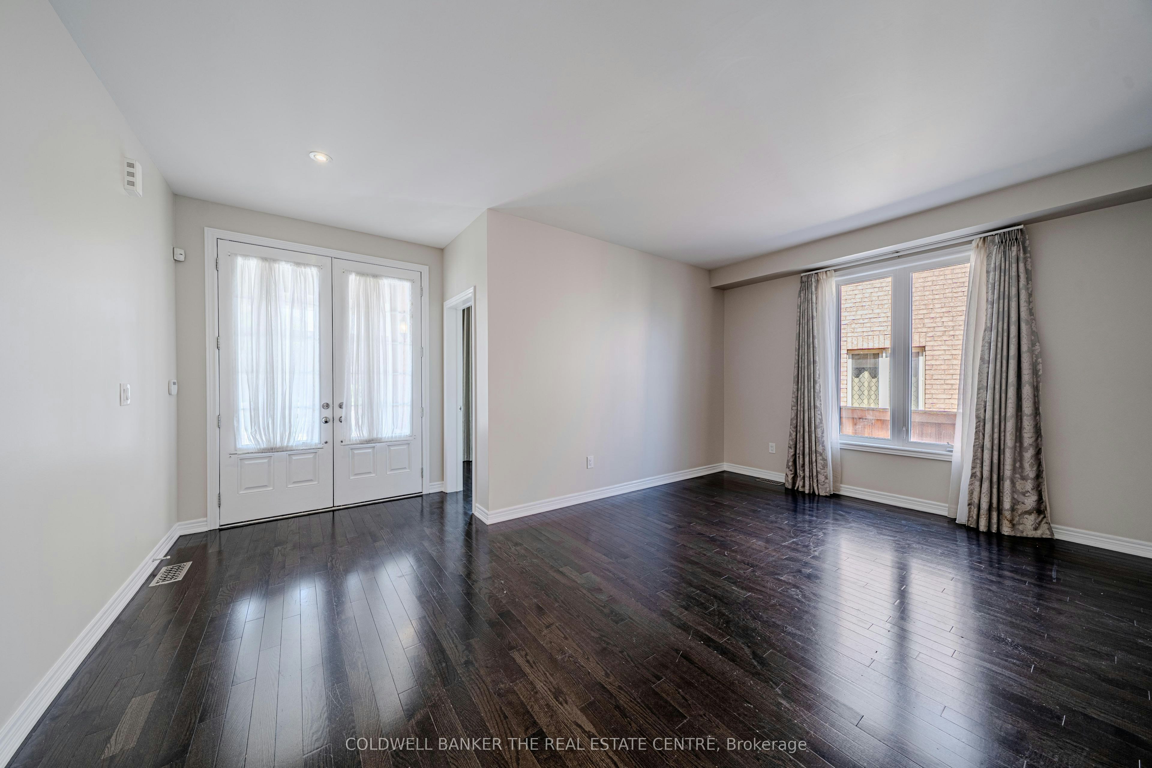 15 Military Court, Richmond Hill, ON, L4E 0M3 - 4