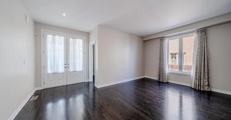 15 Military Court, Richmond Hill, ON, L4E 0M3 - 4