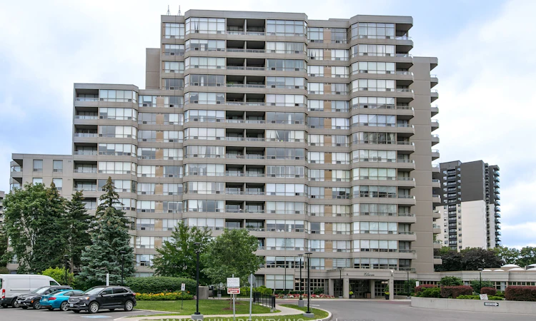814-11 Townsgate Drive