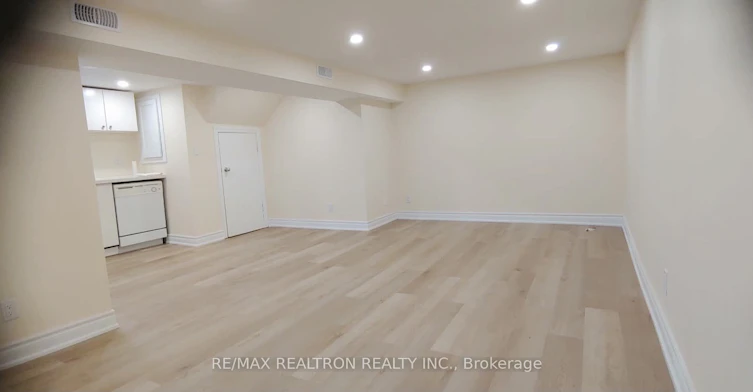 Basement-60 Marlin Court, Newmarket, ON, L3Y 2W8 - 4