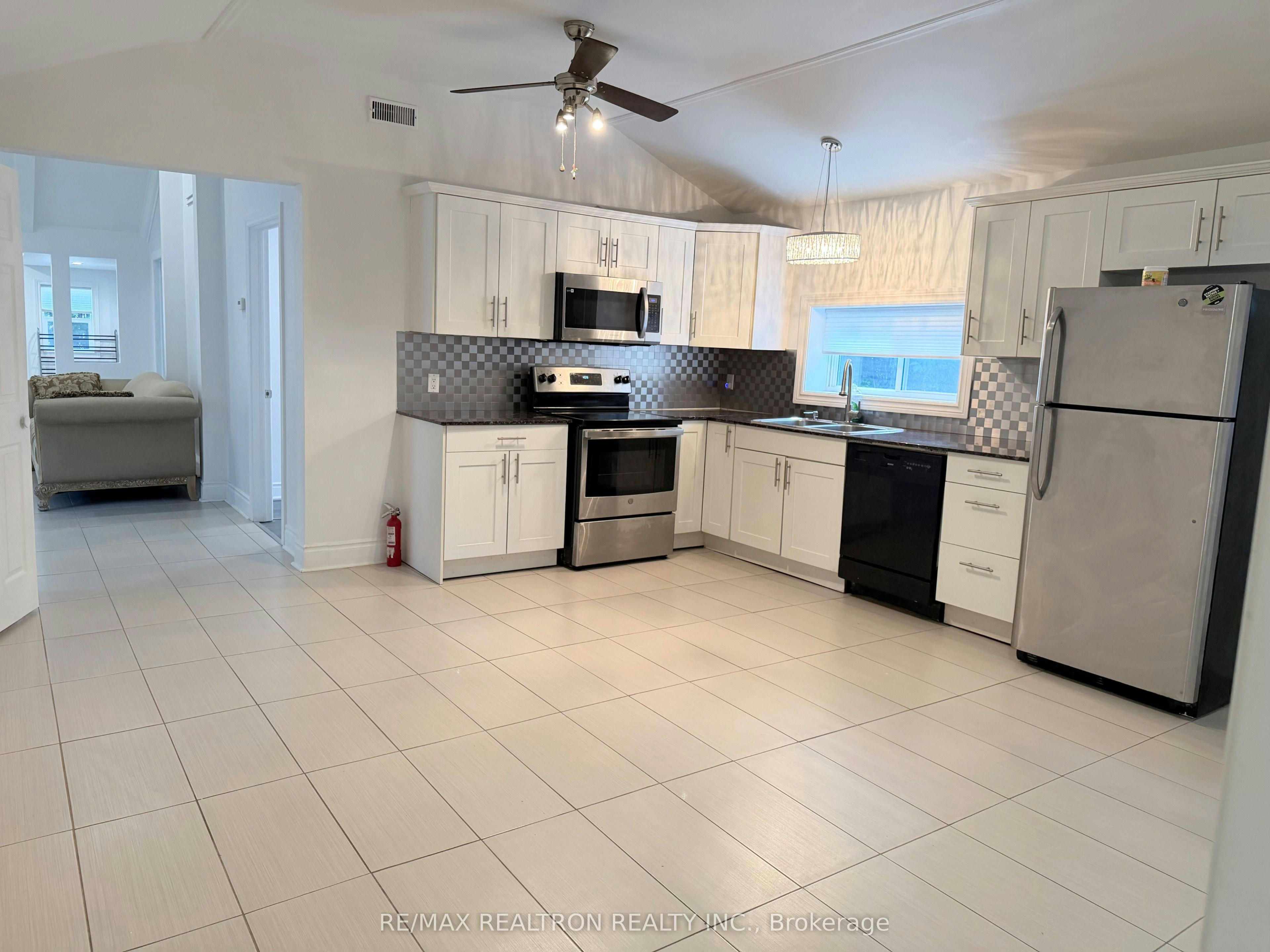 782 Churchill Lane, Georgina, ON, L0E 1S0 - 24