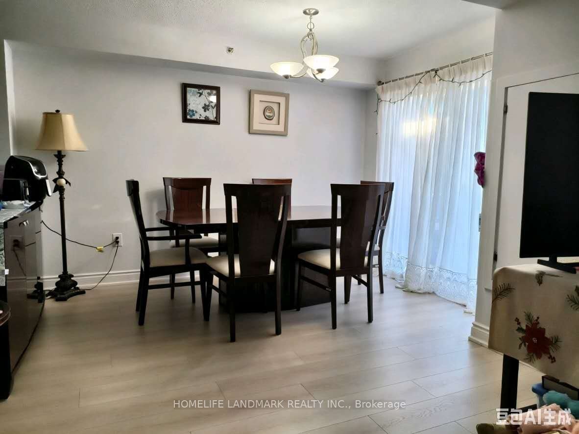818-75 Weldrick Road E, Richmond Hill, ON, L4C 0H9 - 3