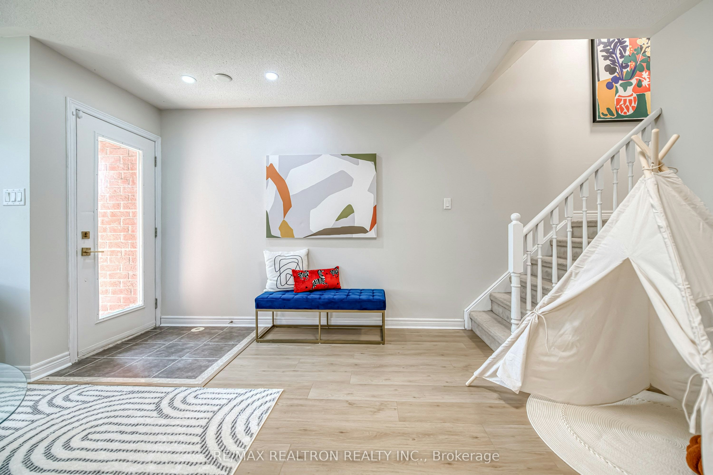 2554 Bur Oak Avenue, Markham, ON, L6B 1J7 - 6