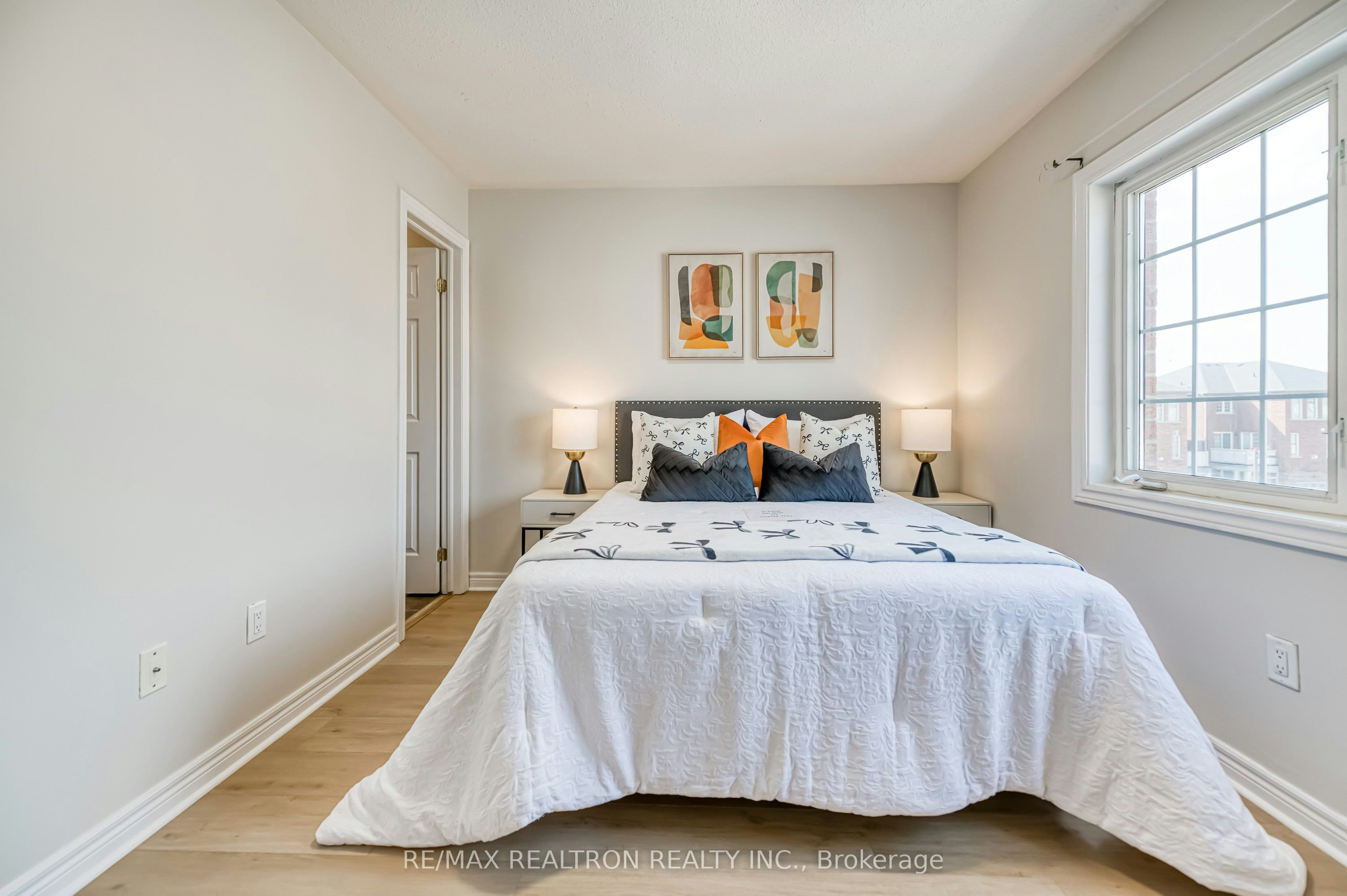 2554 Bur Oak Avenue, Markham, ON, L6B 1J7 - 31