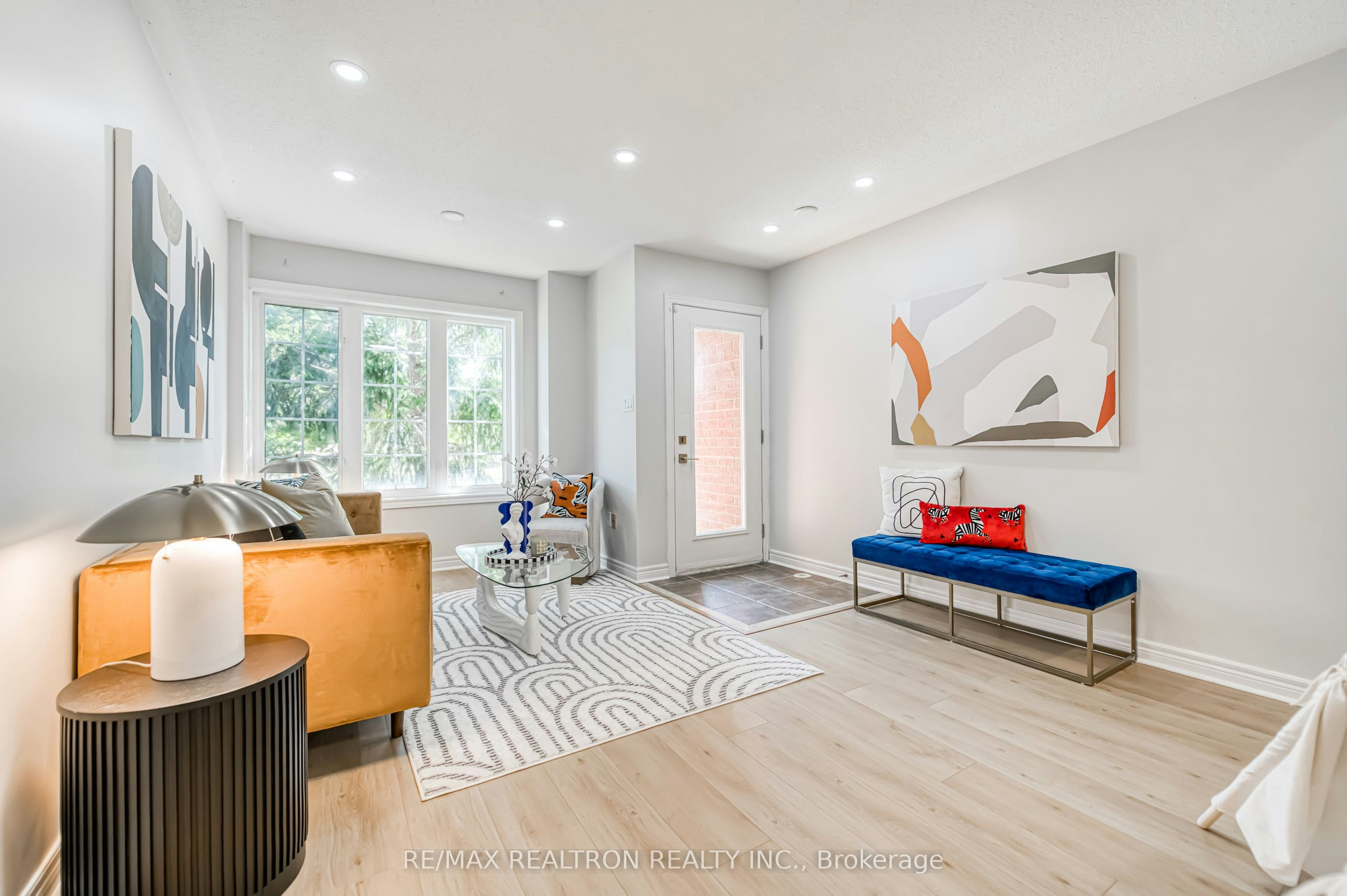 2554 Bur Oak Avenue, Markham, ON, L6B 1J7 - 3