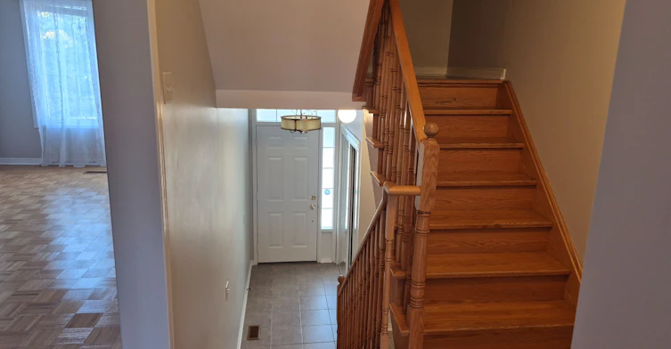 46-19 Foxchase Avenue, Vaughan, ON, L4L 9N1 - 2