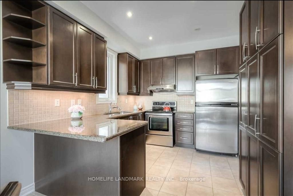 77 Reynolds Crescent, Aurora, ON, L4G 0J1 - 3