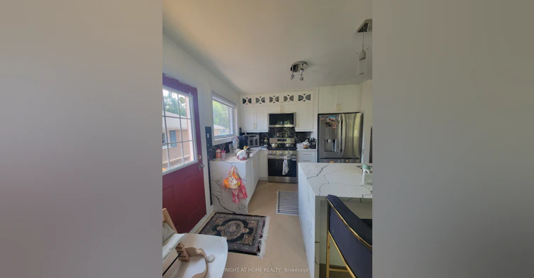 (Main Floor)-1 Huron Court, Aurora, ON, L4G 2X7 - 6