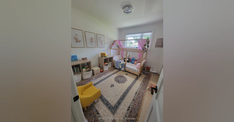 (Main Floor)-1 Huron Court, Aurora, ON, L4G 2X7 - 9