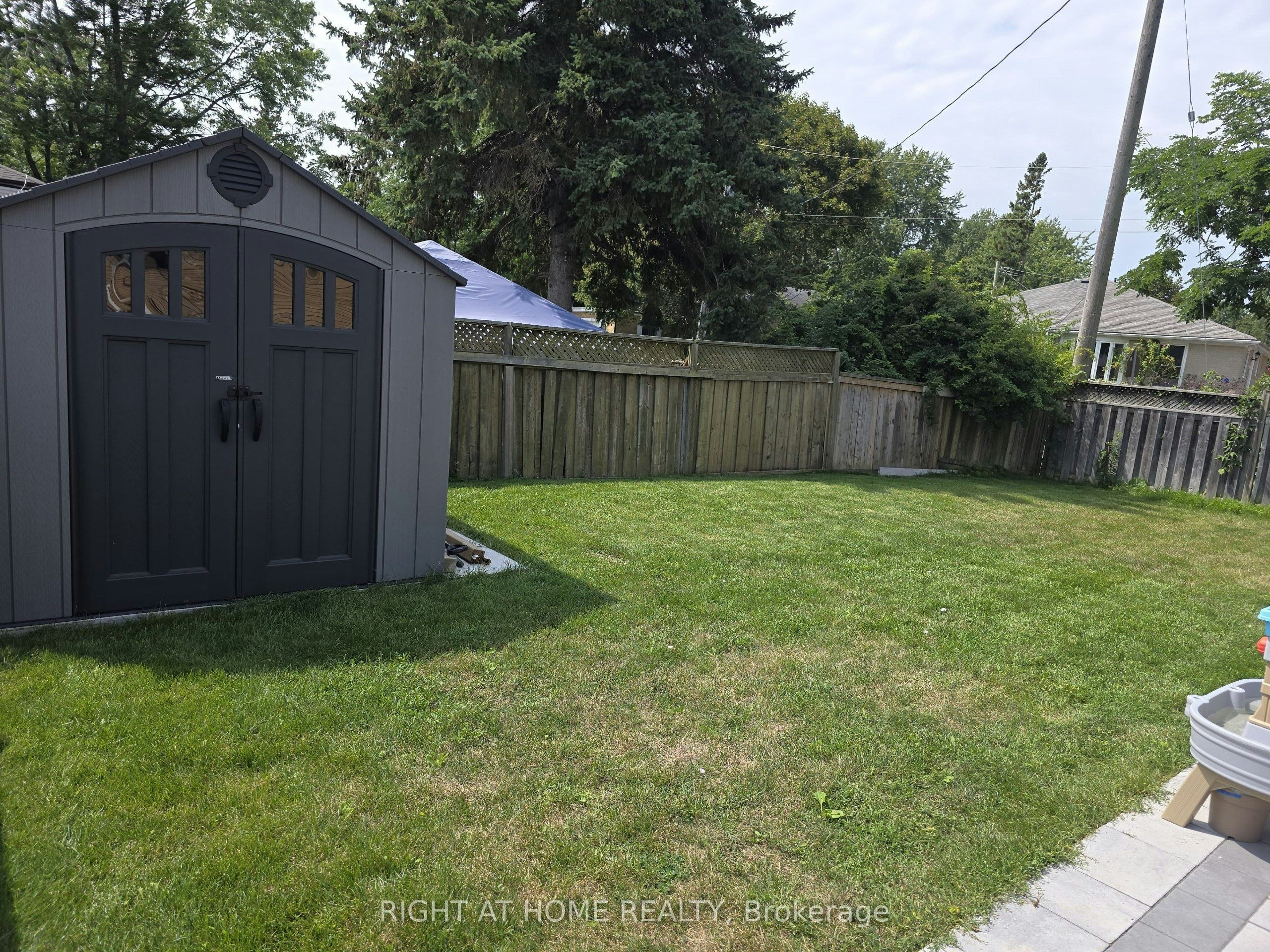 (Main Floor)-1 Huron Court, Aurora, ON, L4G 2X7 - 14