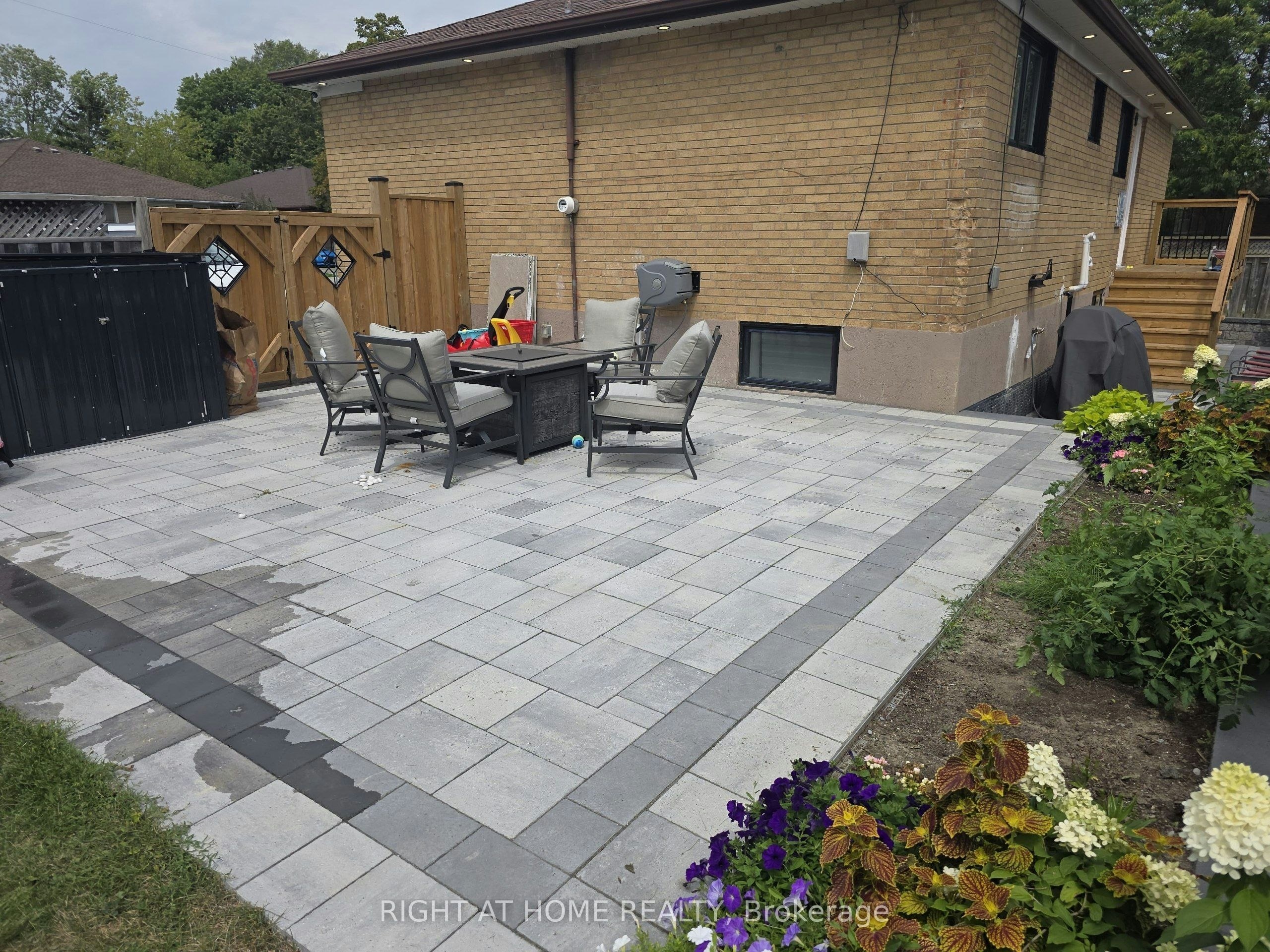 (Main Floor)-1 Huron Court, Aurora, ON, L4G 2X7 - 13