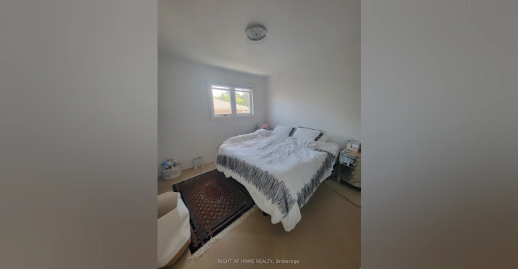 (Main Floor)-1 Huron Court, Aurora, ON, L4G 2X7 - 7