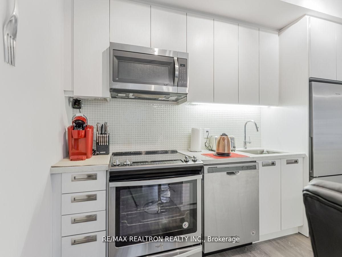 C210-301 Sea Ray Avenue, Innisfil, ON, L9S 0L8 - 12