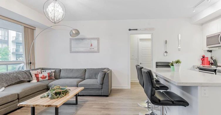 C210-301 Sea Ray Avenue, Innisfil, ON, L9S 0L8 - 7