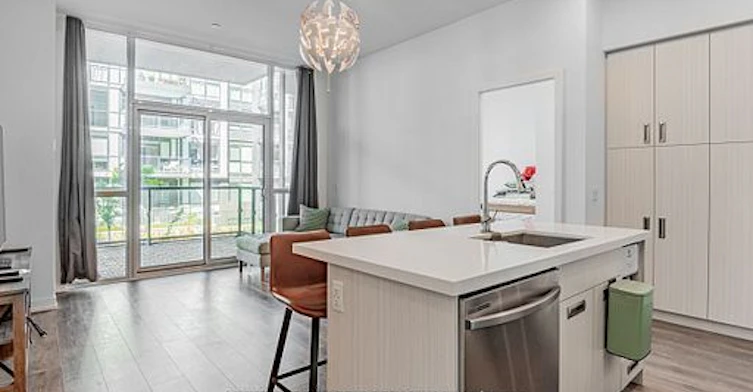 HP113-415 Sea Ray Avenue, Innisfil, ON, L9S 0R5