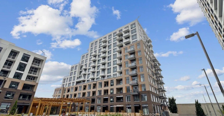 C904-8 Beverley Glen Boulevard, Vaughan, ON, L4J 0L5