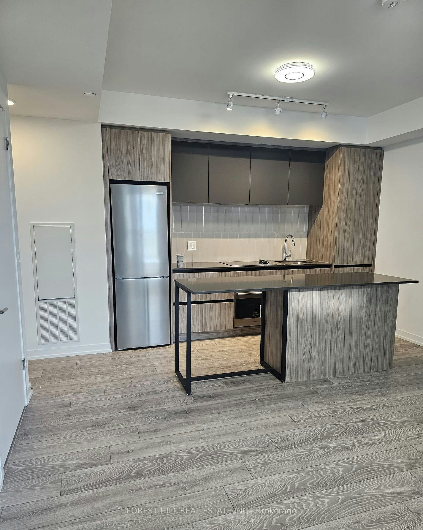 C904-8 Beverley Glen Boulevard, Vaughan, ON, L4J 0L5 - 11