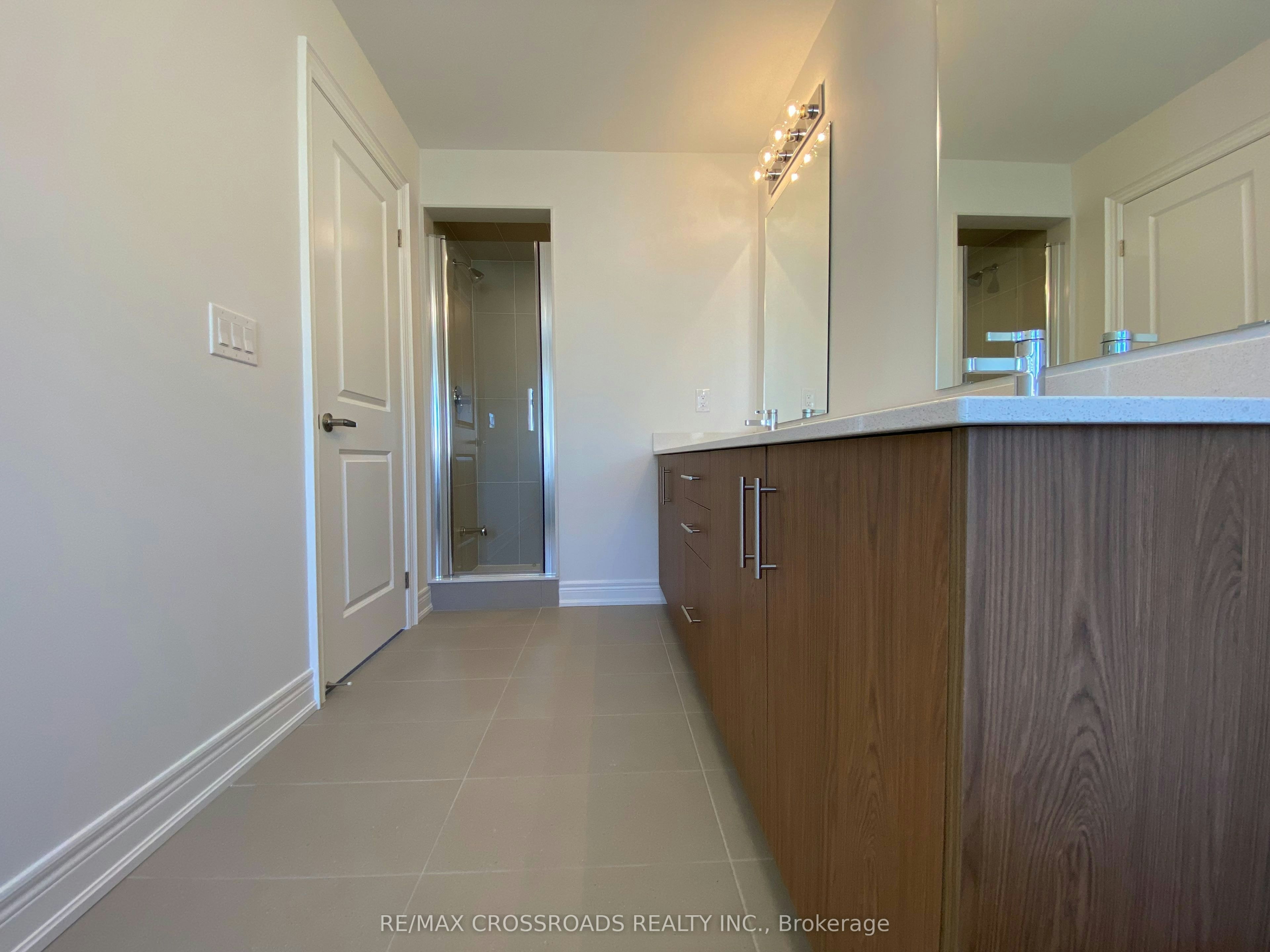 4 Kamper Avenue, Richmond Hill, ON, L4E 1M4 - 30