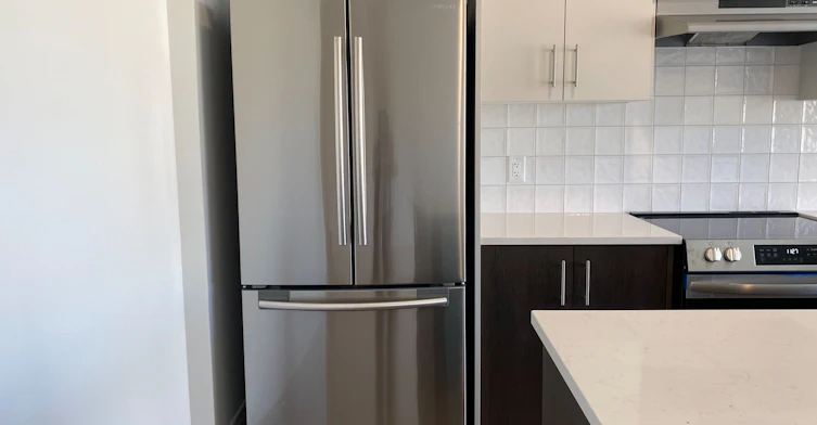 4 Kamper Avenue, Richmond Hill, ON, L4E 1M4 - 16
