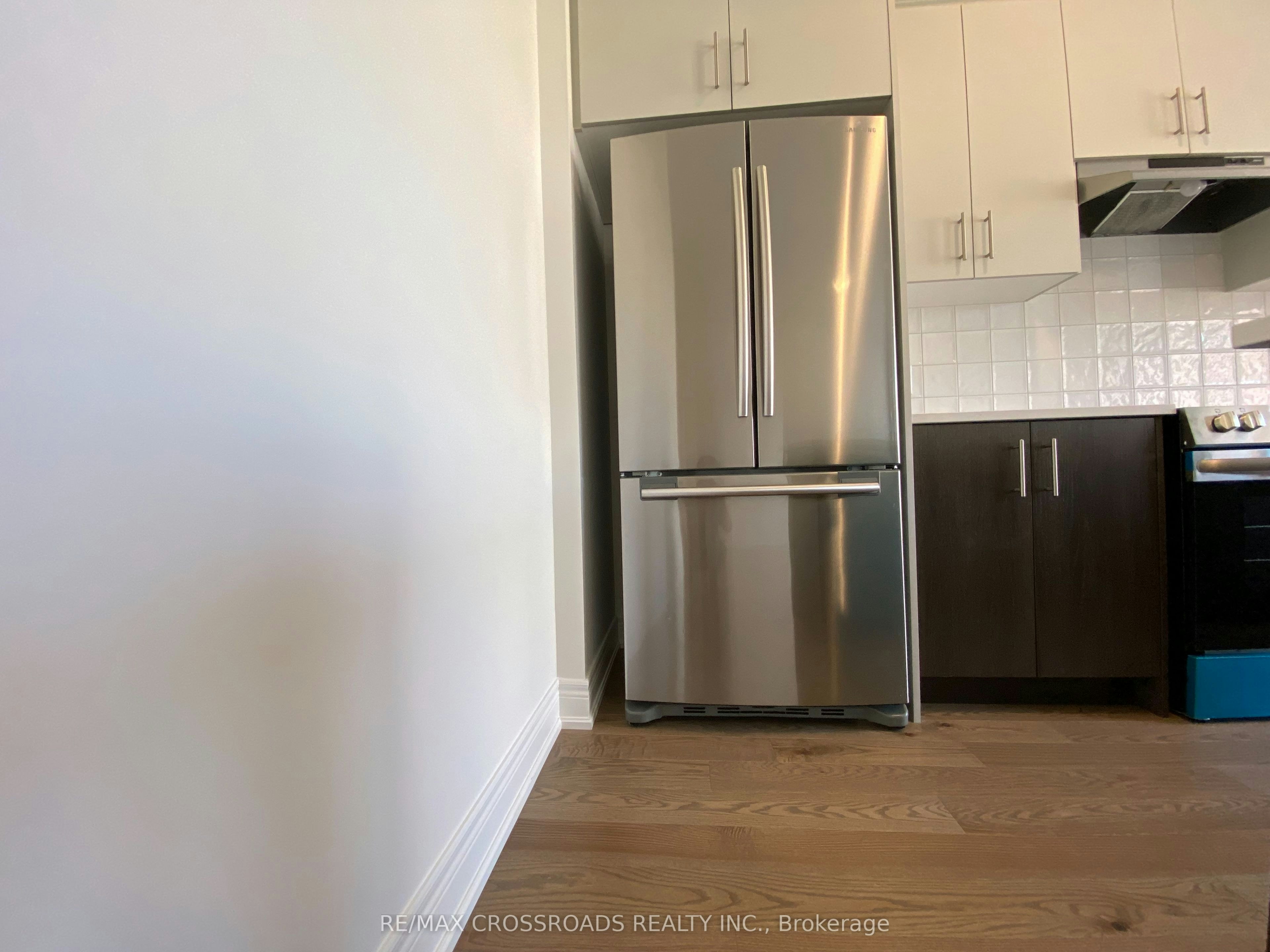 4 Kamper Avenue, Richmond Hill, ON, L4E 1M4 - 14