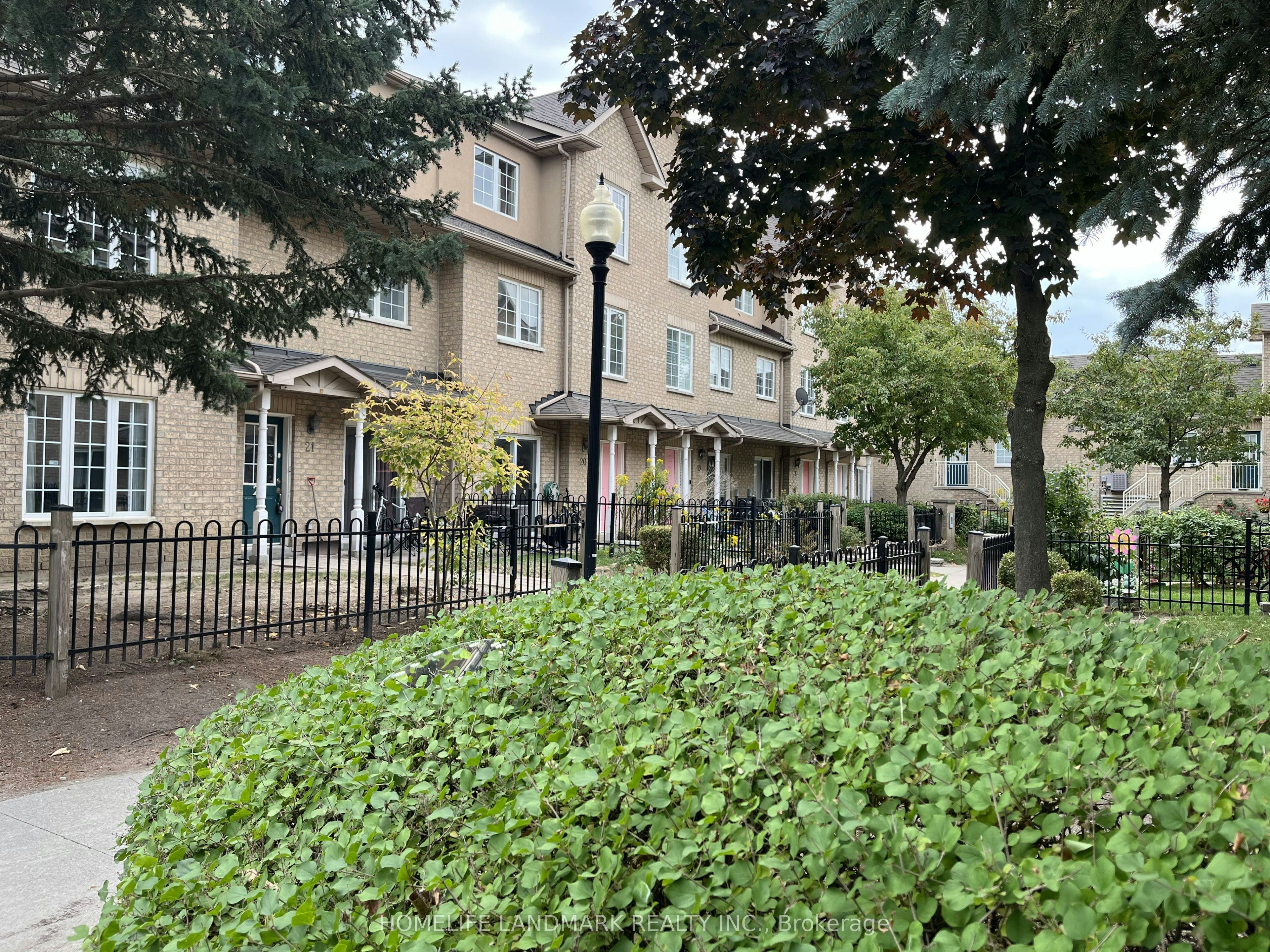 20-8 Cox Boulevard, Markham, ON, L3R 4G1