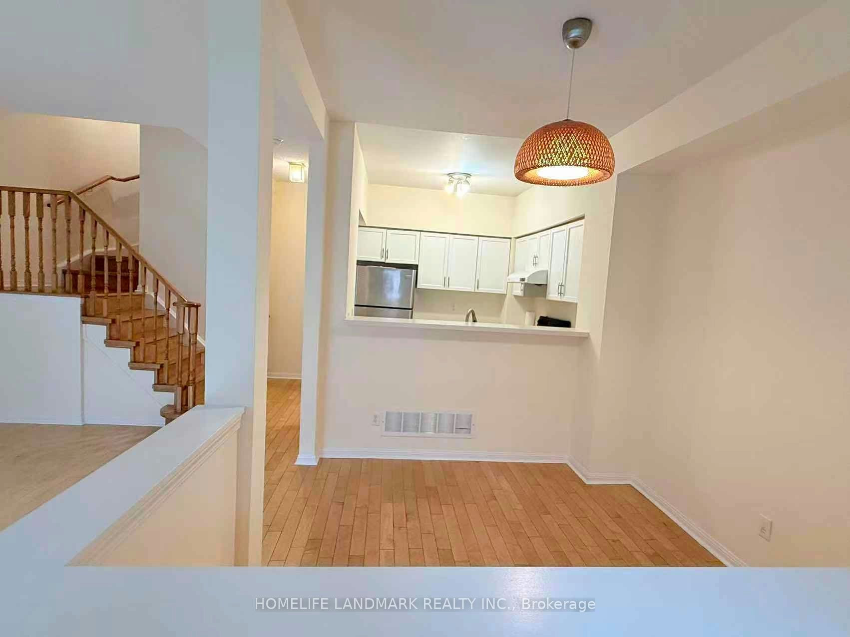 20-8 Cox Boulevard, Markham, ON, L3R 4G1 - 4