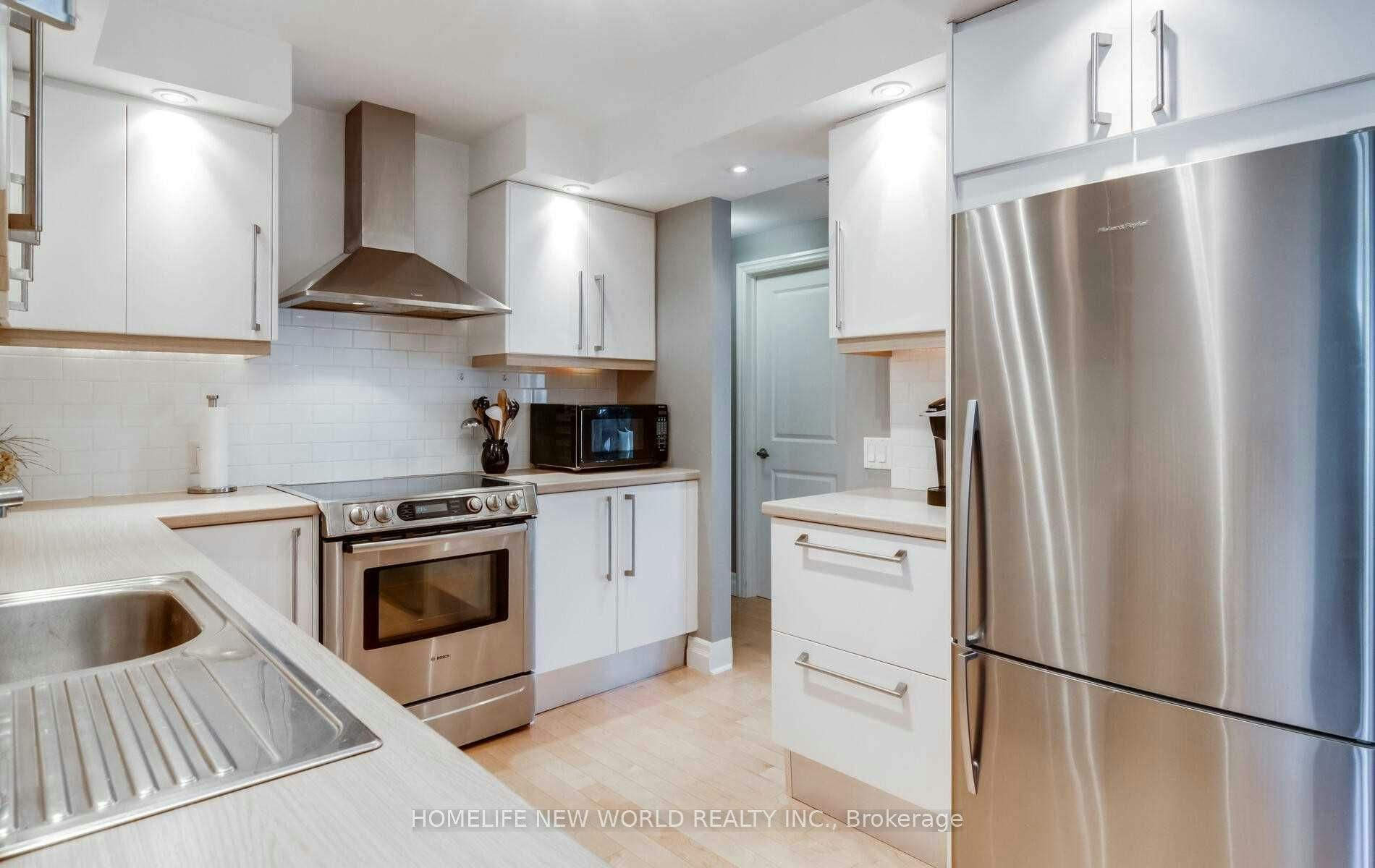 32 Canal Street, Georgina, ON, L4P 1K5 - 6